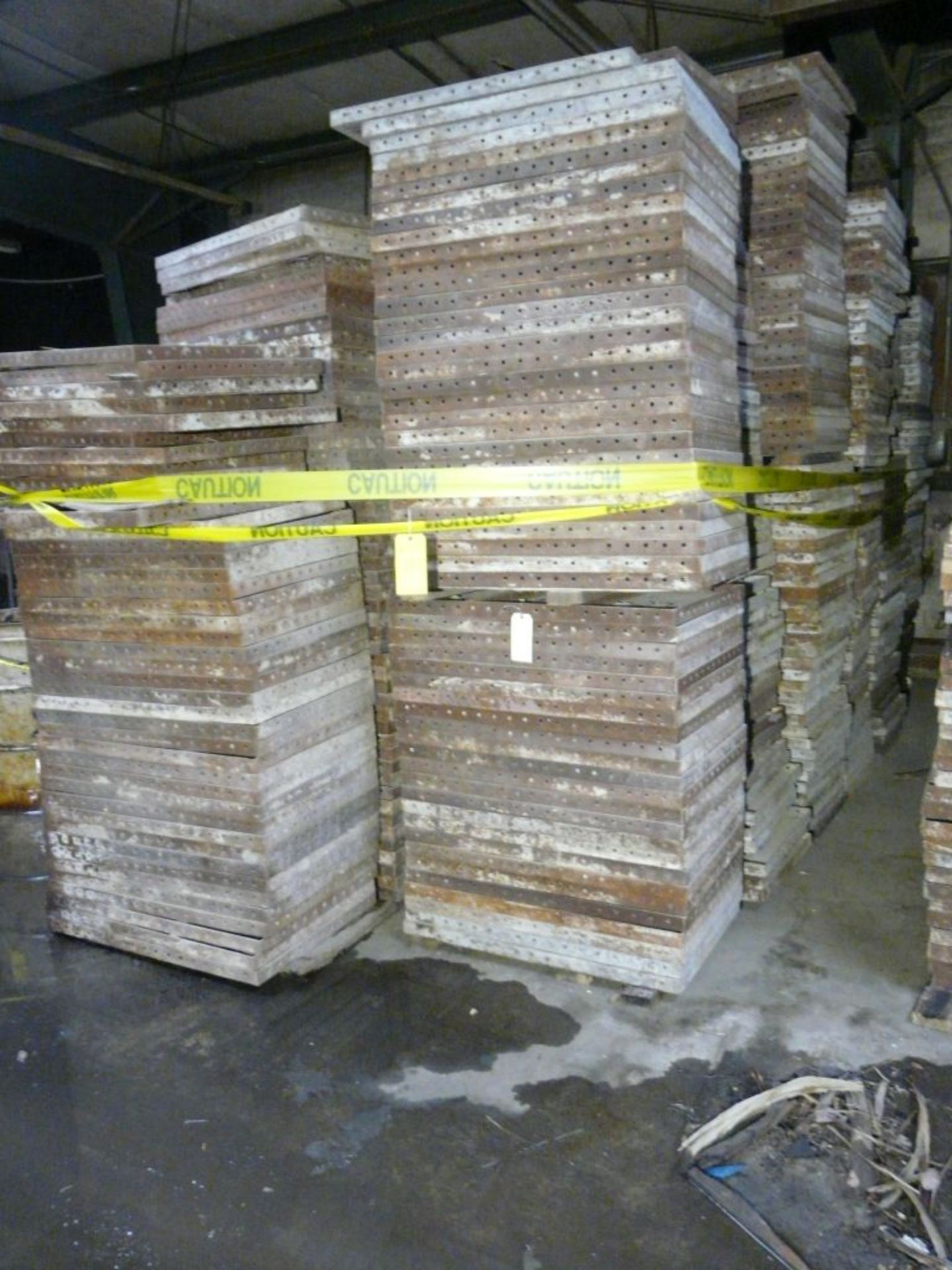Lot of (708) Medalist Concrete Forms | Includes:; (526) 24" x 36"; (182) 24" x 24"; Lot Loading Fee: