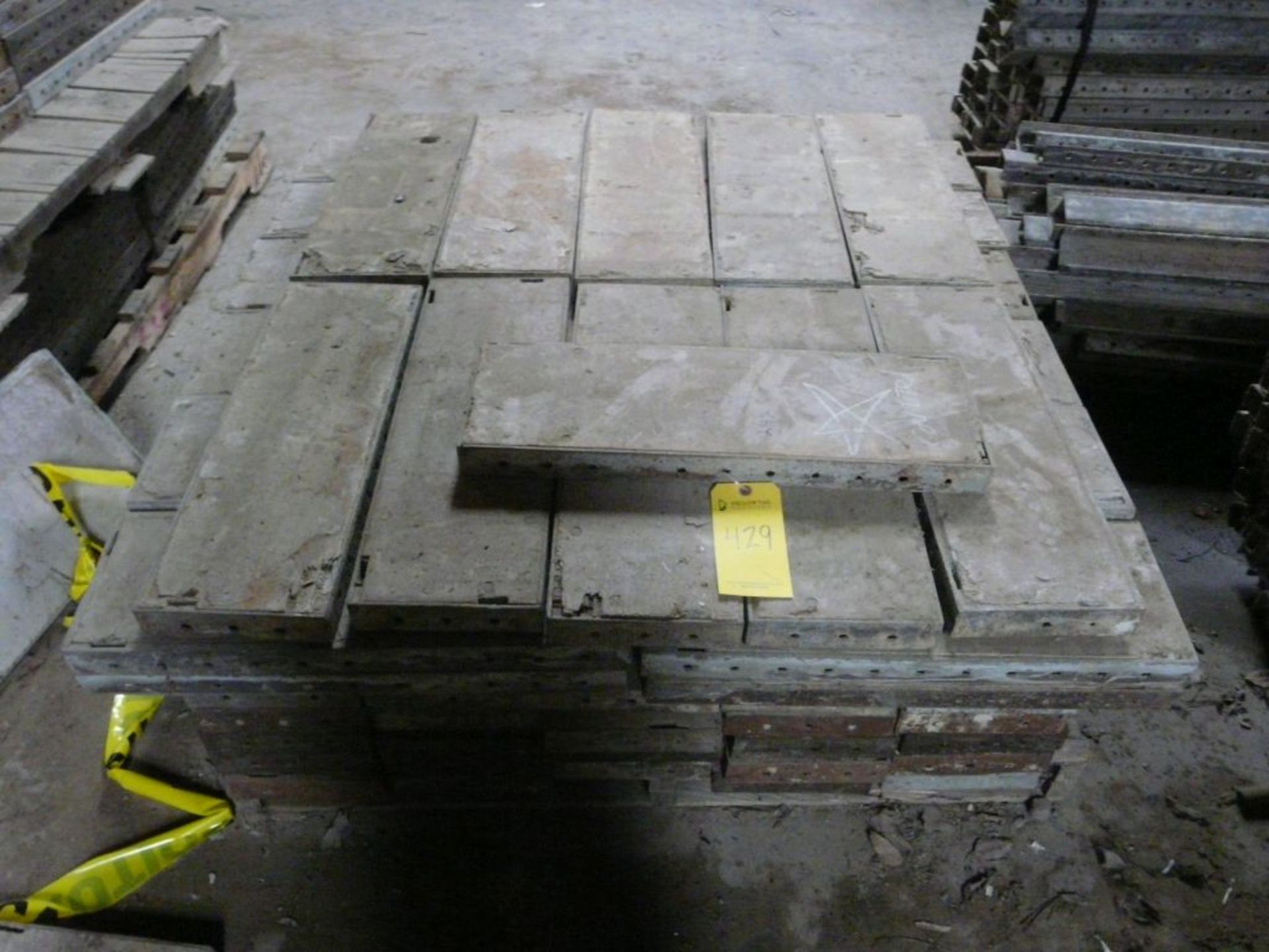 Lot of (25) Medalist Concrete Forms | 8" x 24"; Lot Loading Fee: $10.00