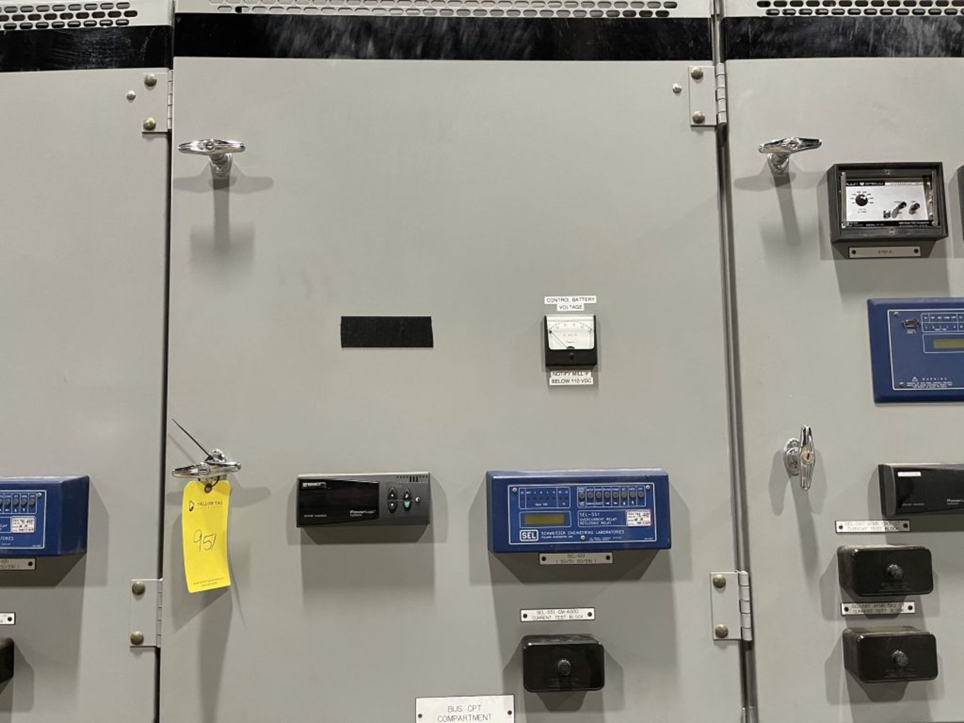 Square D Masterclad Outdoor Switchgear Room - (2) Units | *Vacuum Switches Sold Seperately - Image 12 of 41