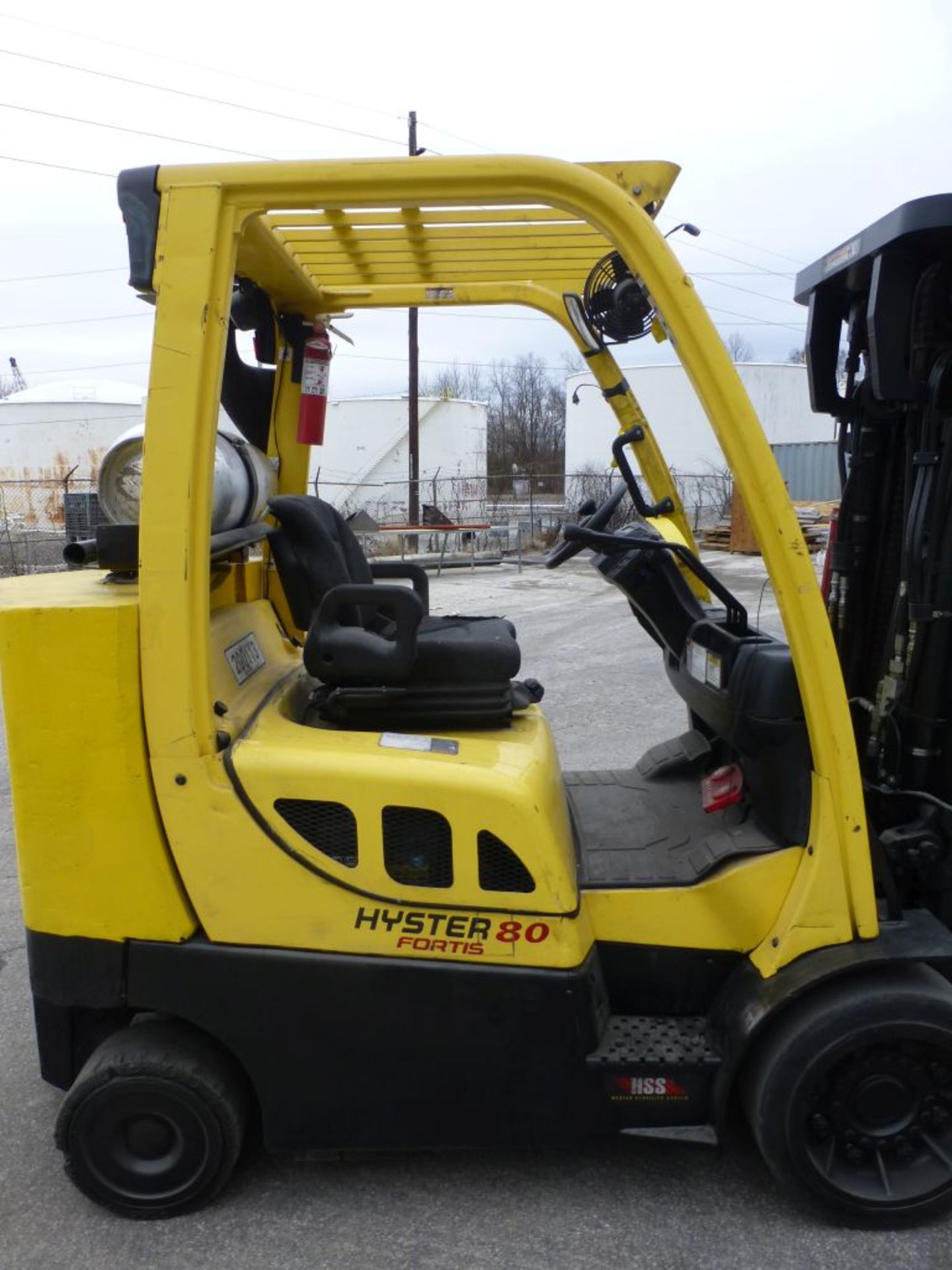 Hyster 8,000 lb Forklift | Model No. S80F-T-BCS; Serial No. H004V02375L; Mfg: 2013; Weight: 16,420 - Image 3 of 16