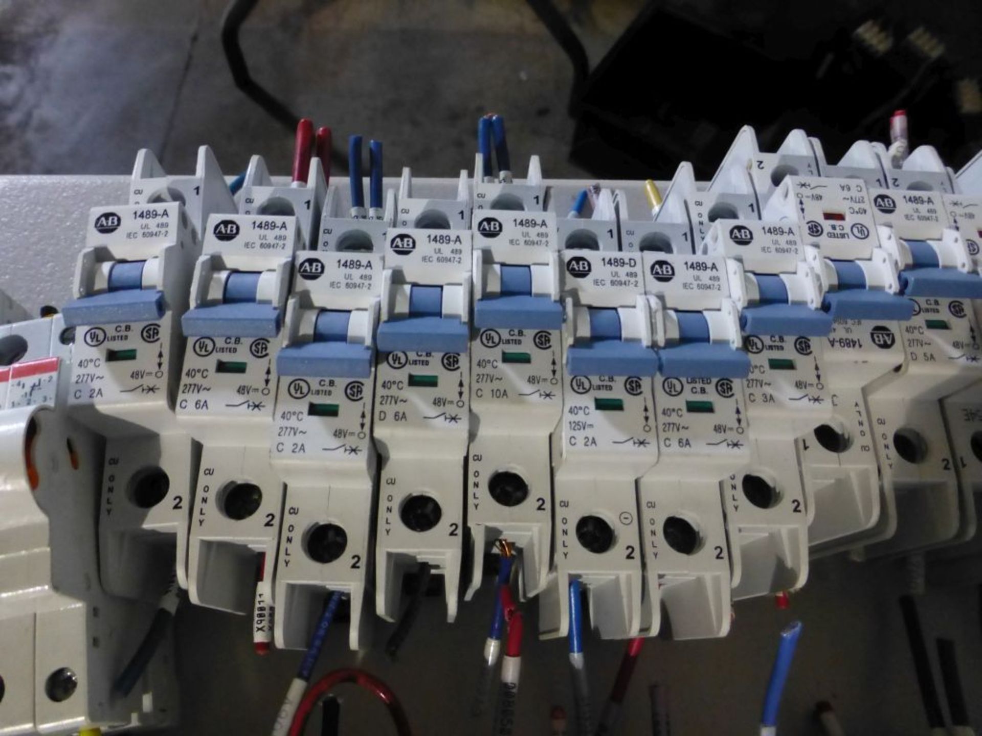 Lot of Assorted Circuit Breakers | Brands Include:; Allen Bradley; ABB; 2-20A Range - Image 3 of 7