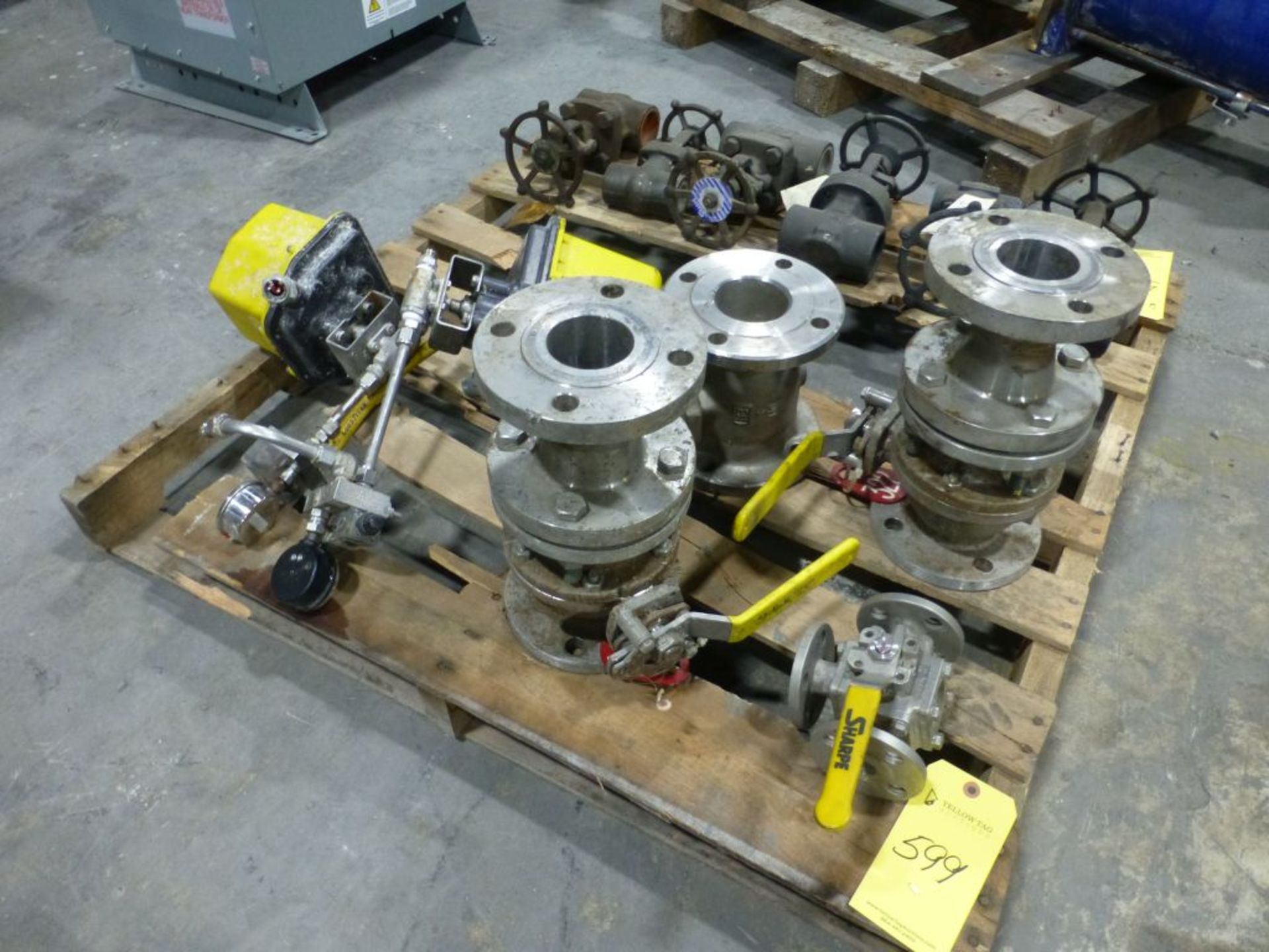 Lot of Assorted Valve Components