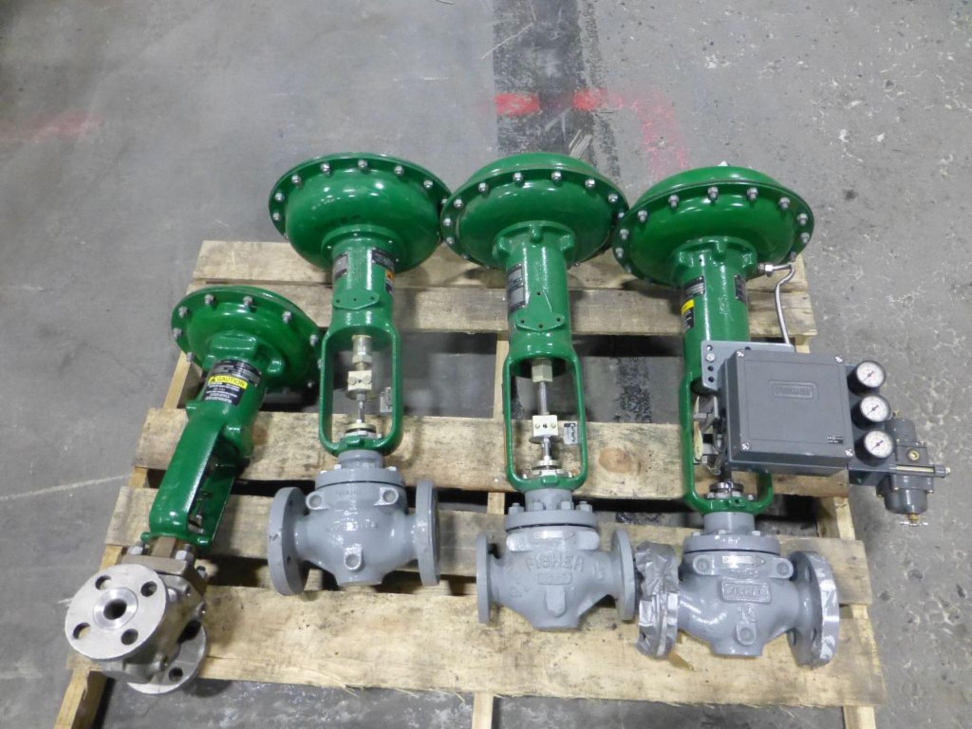 Lot of (4) Fisher Globe Valves | (1) Type: EZ, Size: 1, Includes: Actuator Type: 667, Size: 30; (