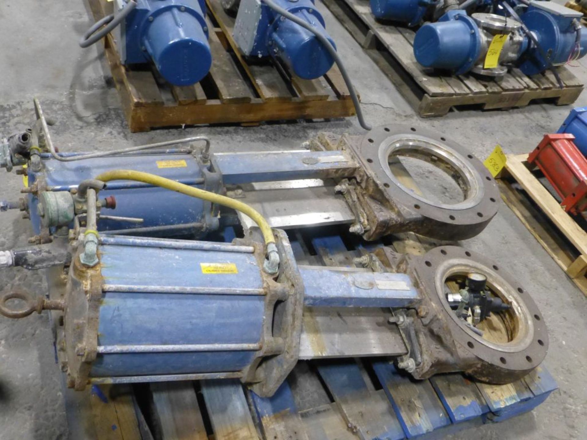 Lot of (2) DeZurik Knife Gate Valves - Image 4 of 22