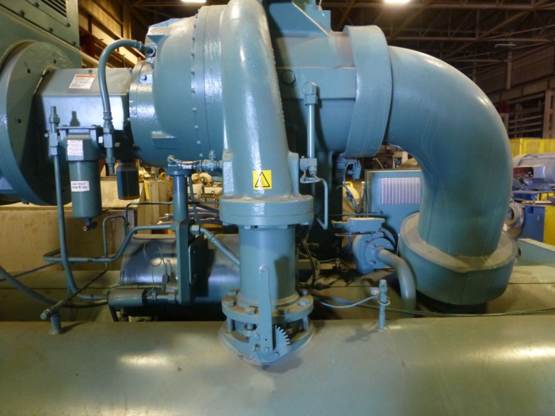 York by Johnson Controls Max E Centrifugal Chiller | Unit Model No. YKE4QQ7-CPG; 550 Ton; Mfg: 2013; - Image 10 of 24