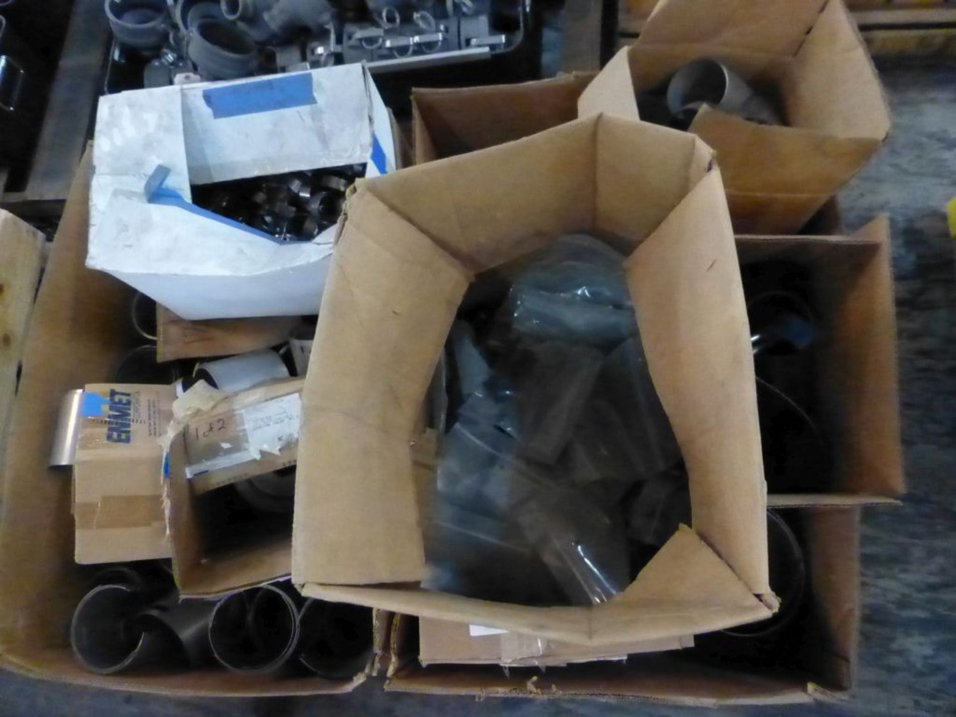 Lot of Assorted Components | Includes:; CO2 Monitor; Pipe Clamps; Heater Wraps; Lot Loading Fee: $ - Image 5 of 14