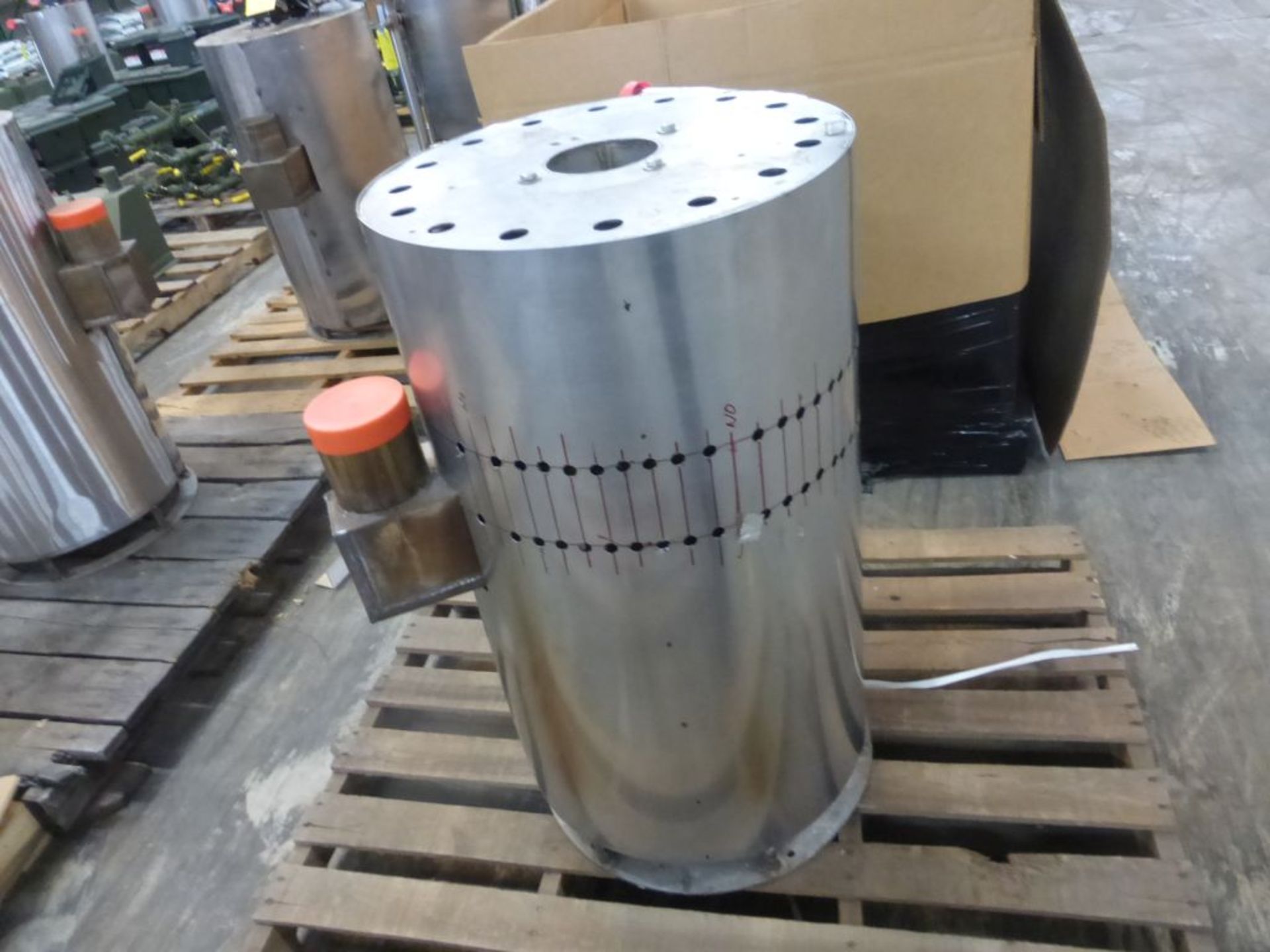 Heater Tank; Lot Loading Fee: $5 (Five Dollars)