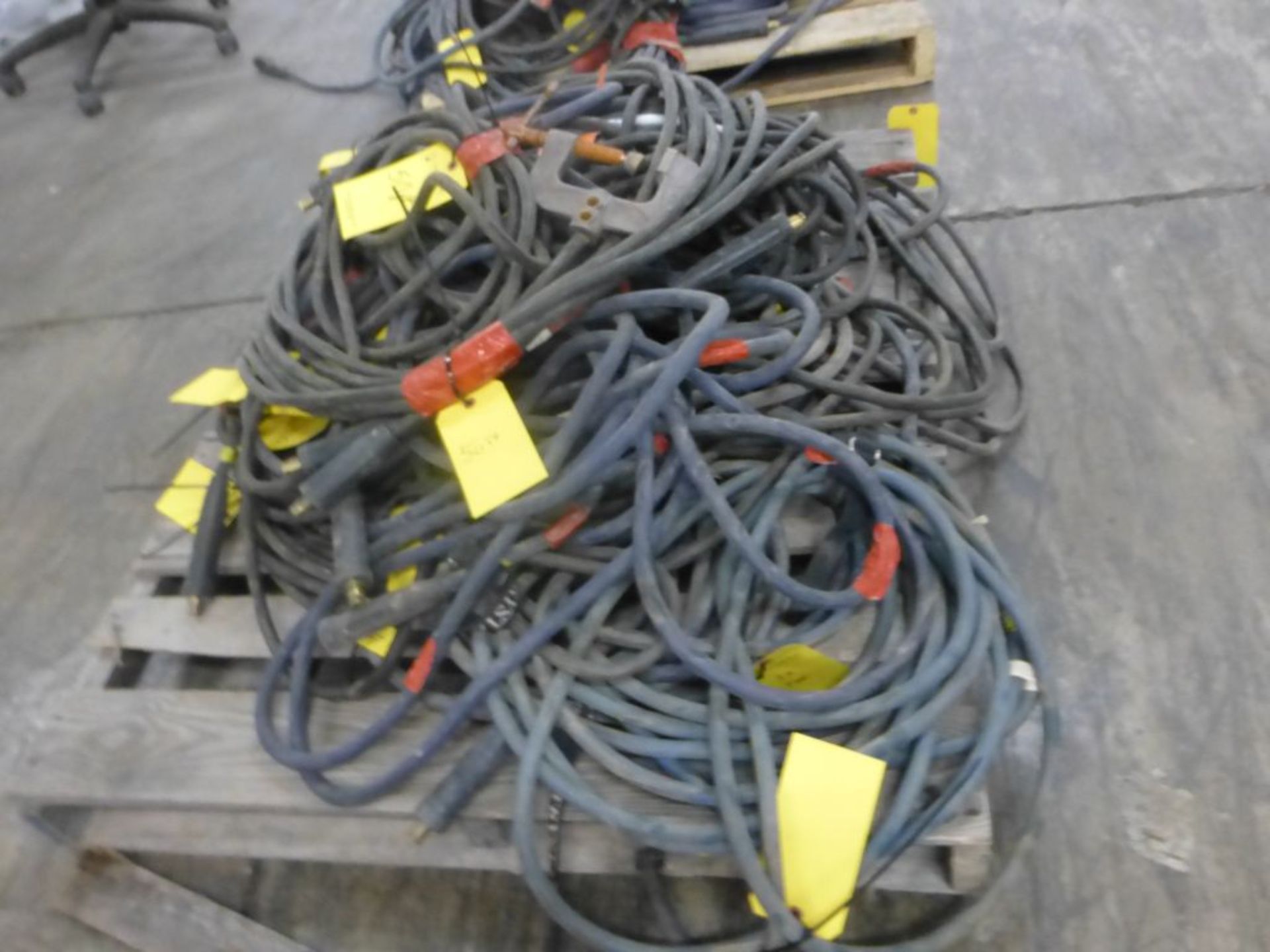 Lot of (10) 50' Welding Leads | 362 lbs; Majority are 2/0 - Image 3 of 6