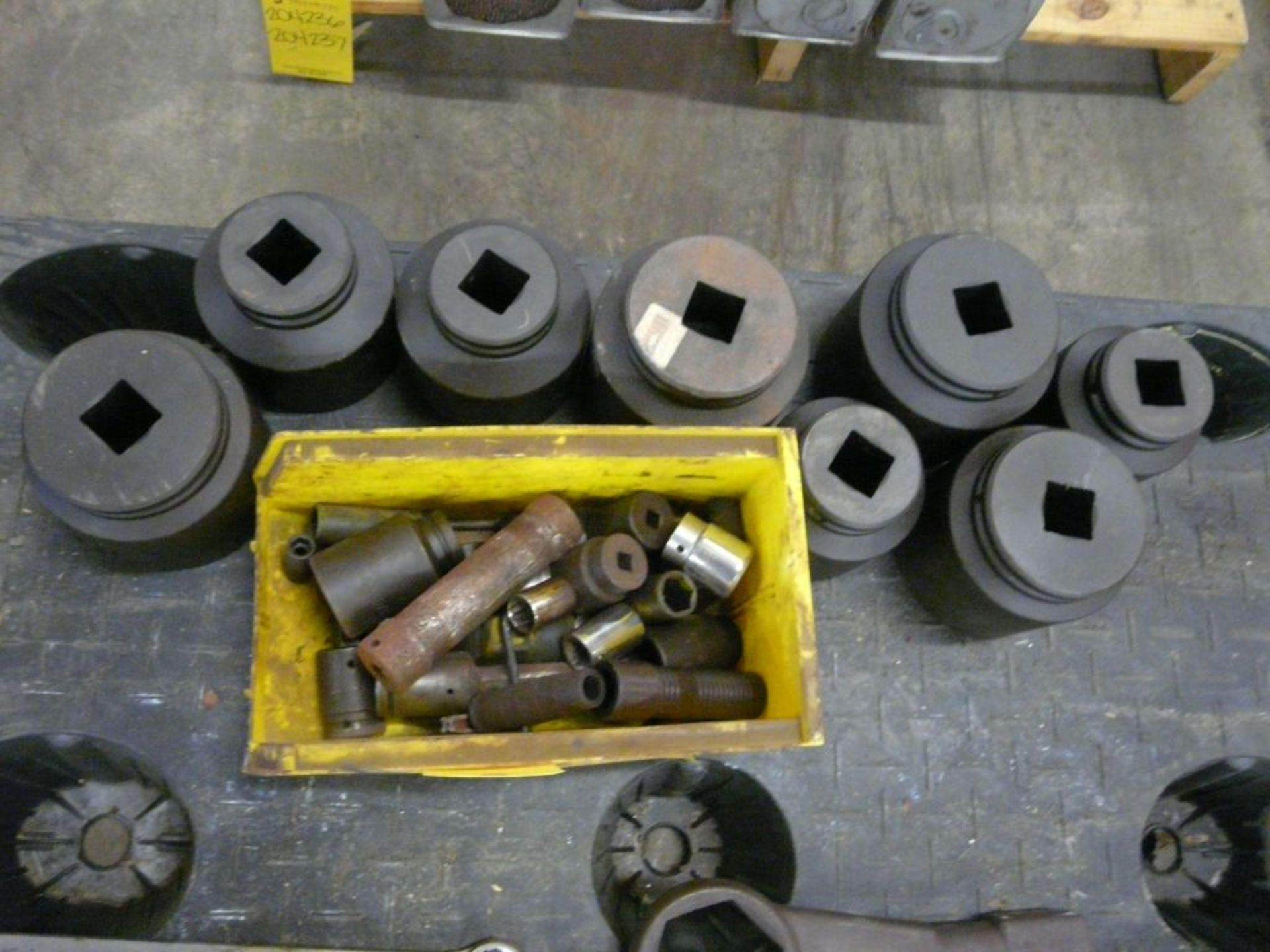 Lot of Approx (25) Assorted Sockets