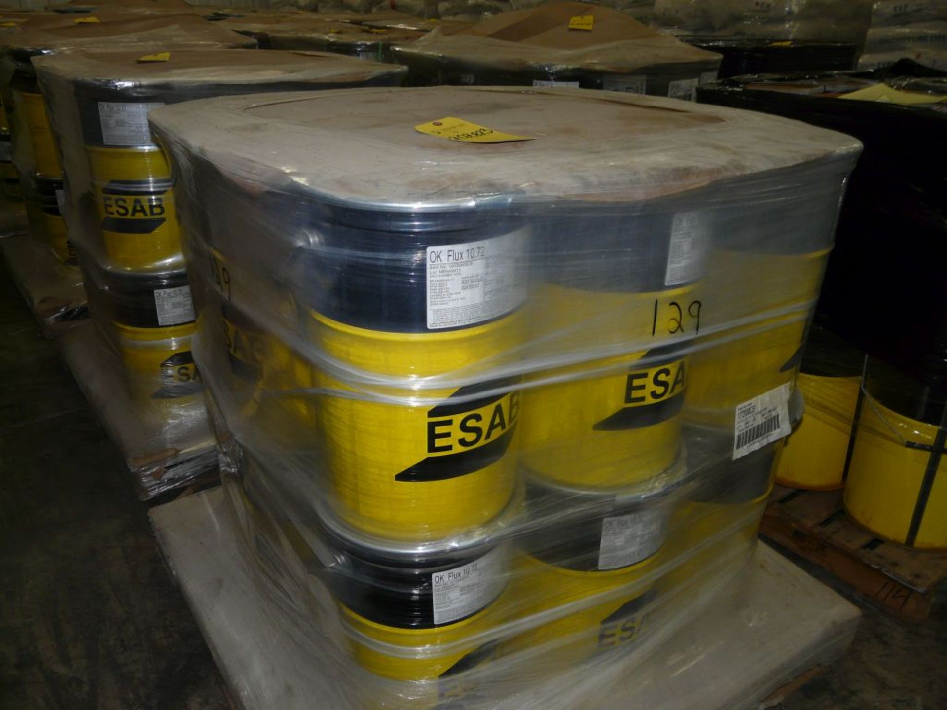 Lot of (18) Drums of ESAB OK Flux 10.72 | Part No. 1072000CBI; 55 lbs Each