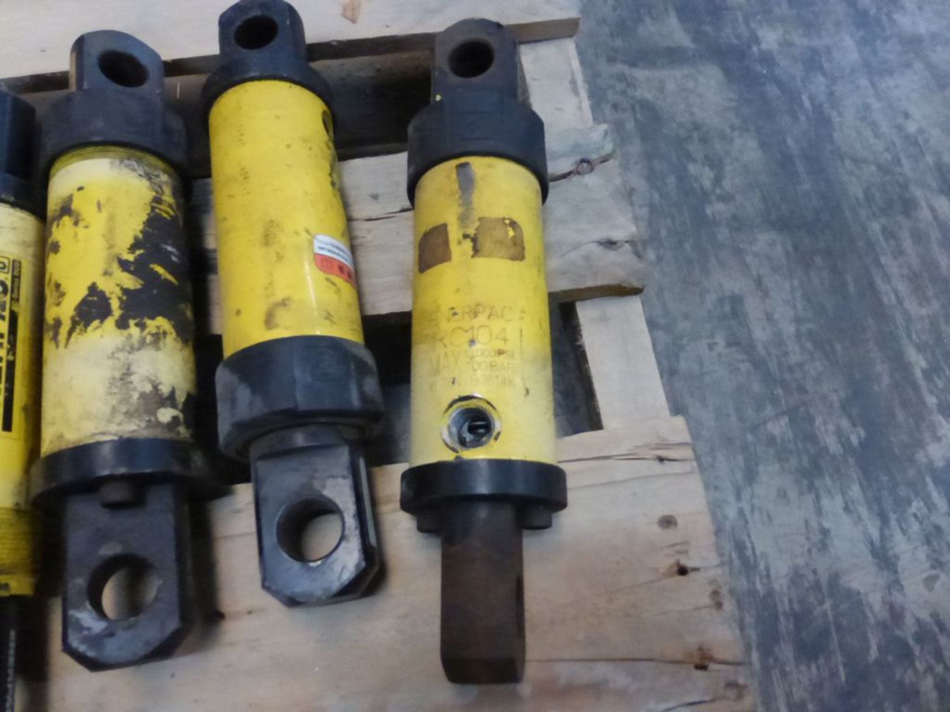 Lot of (12) Enerpac Hydraulic Rams | Part No. RC104 - Image 4 of 14