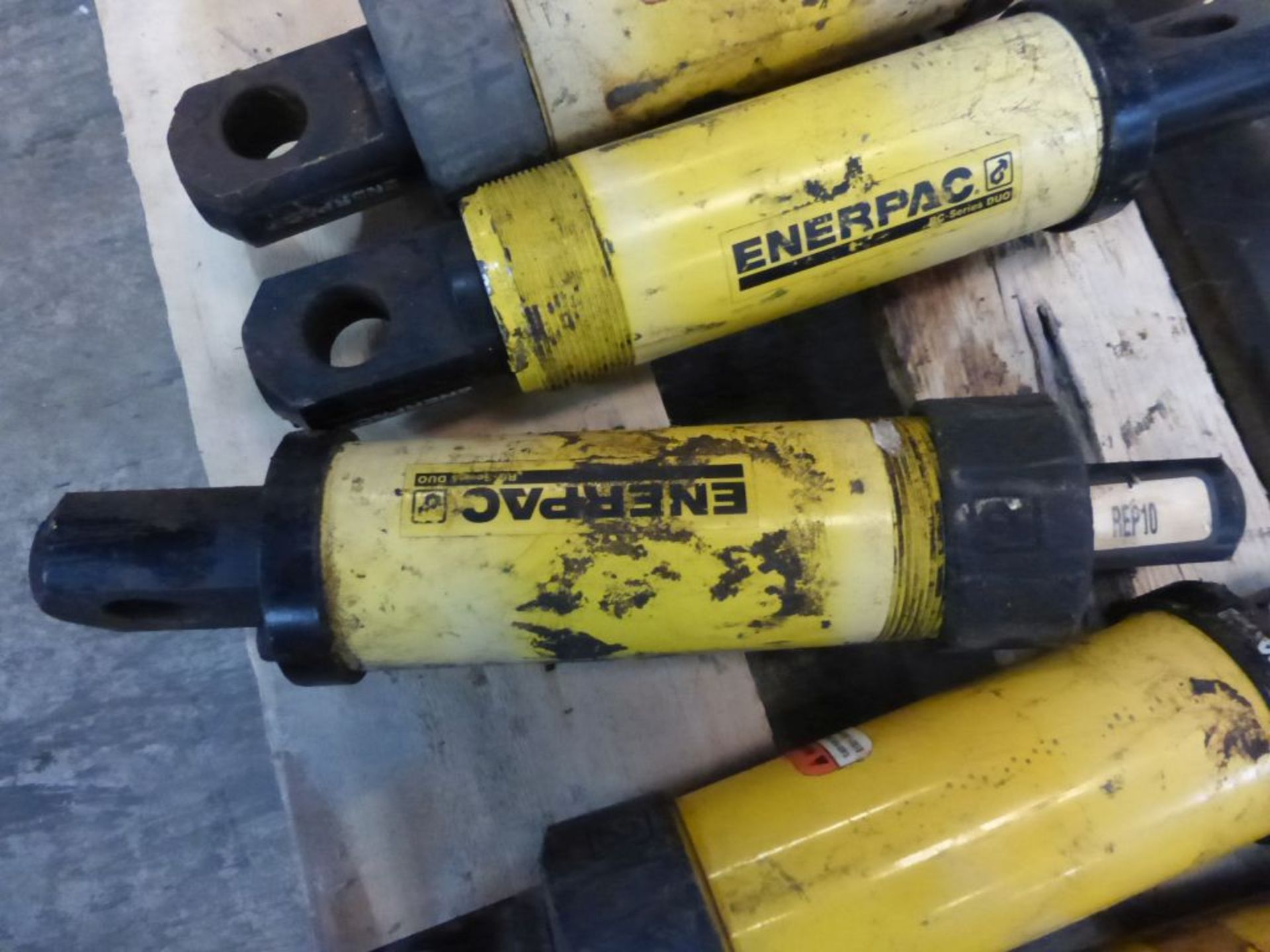 Lot of (12) Enerpac Hydraulic Rams | Part No. RC104 - Image 11 of 14
