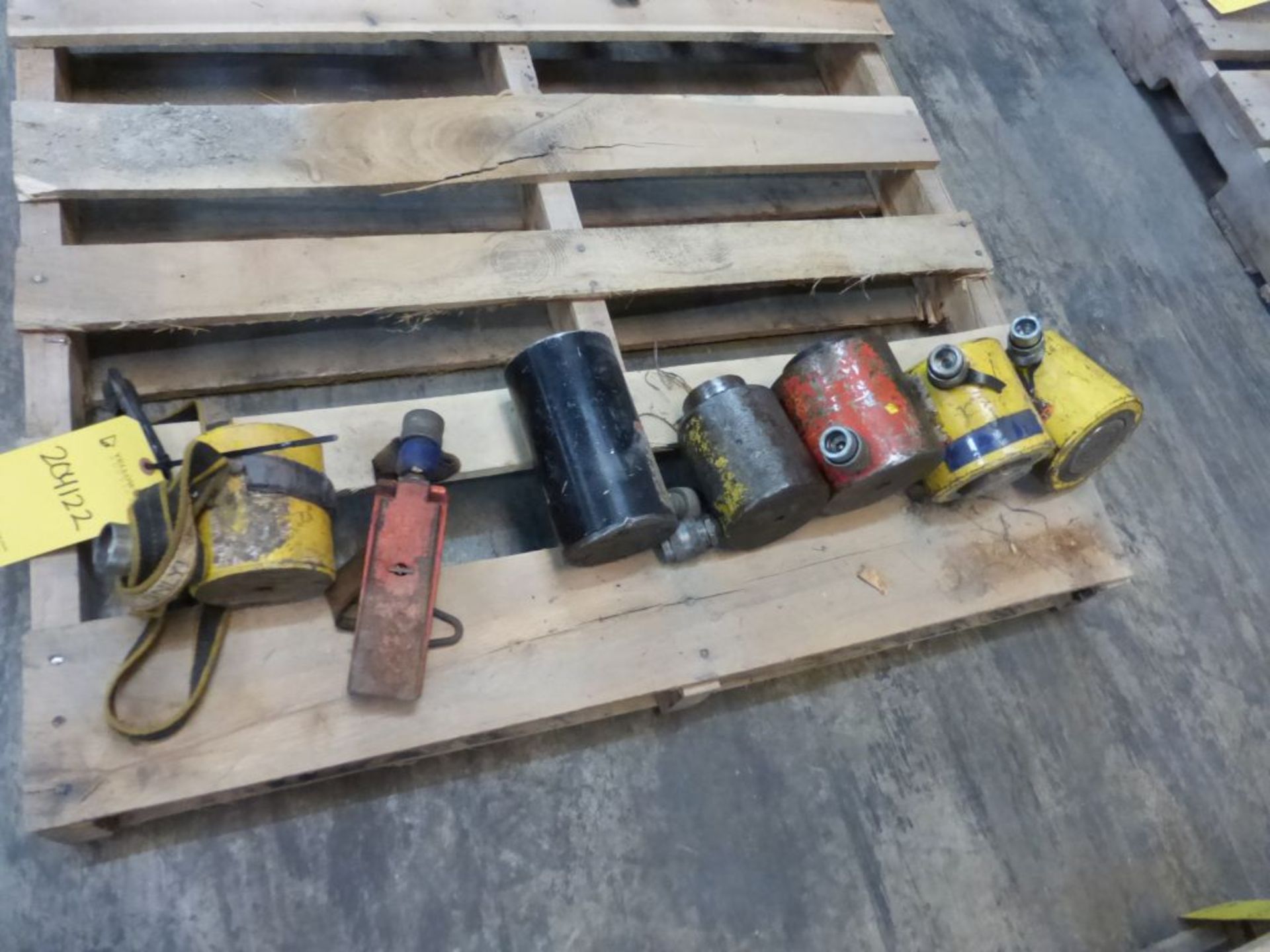 Lot of (6) Assorted Hydraulic Cylinders | (2) Enerpac Part No. RCS502; (4) Misc - Image 3 of 11