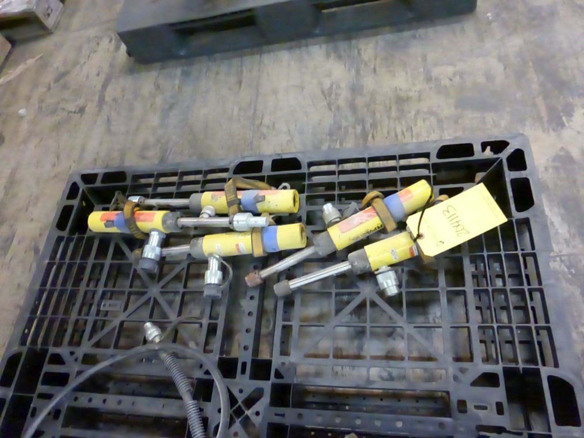 Lot of (5) Enerpac Pull Hydraulic Cylinders | Part No. BRC25 - Image 3 of 10