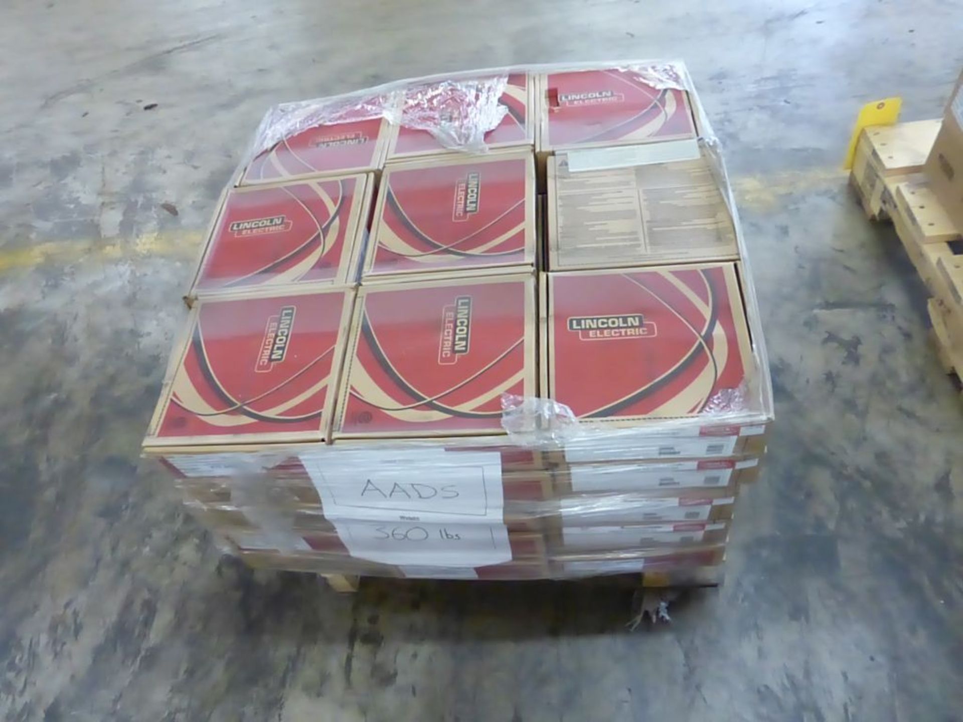 Lot of (45) Boxes of Lincoln Electric Super Glide Orbital TIG ER80S-B2 Welding Wire | Model No. - Image 3 of 14