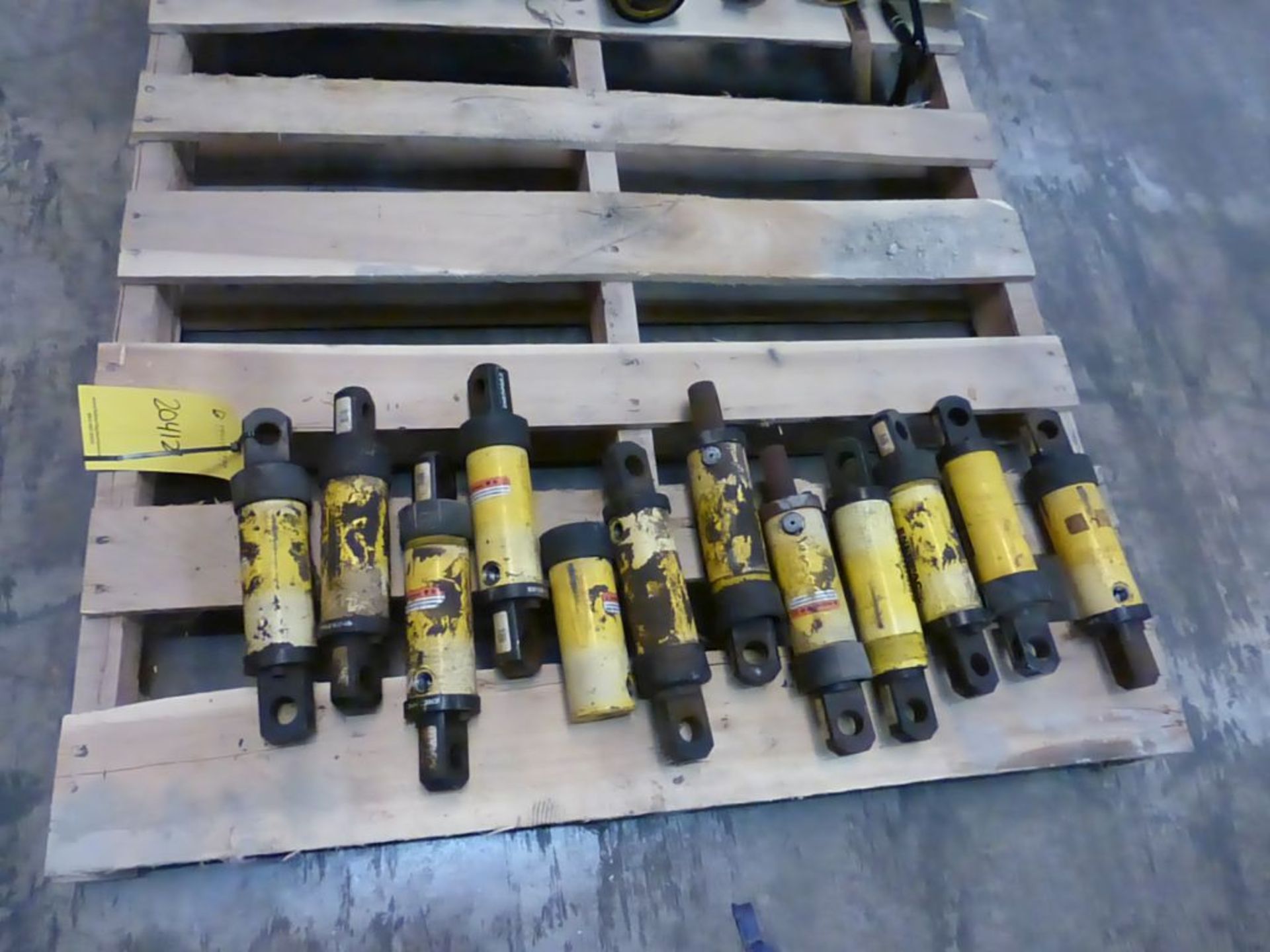 Lot of (12) Enerpac Hydraulic Rams | Part No. RC104 - Image 3 of 14