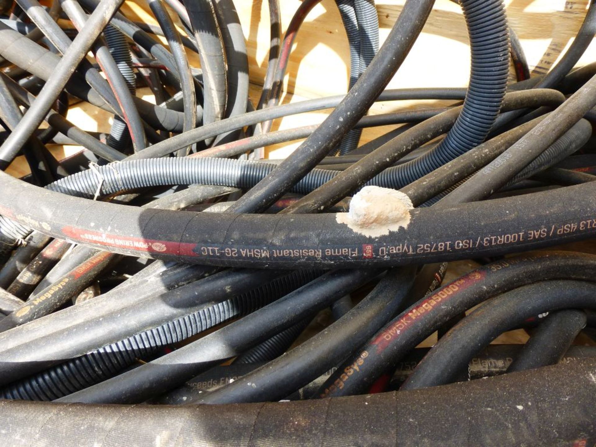 Lot of Assorted Hydraulic Hoses - Image 7 of 8