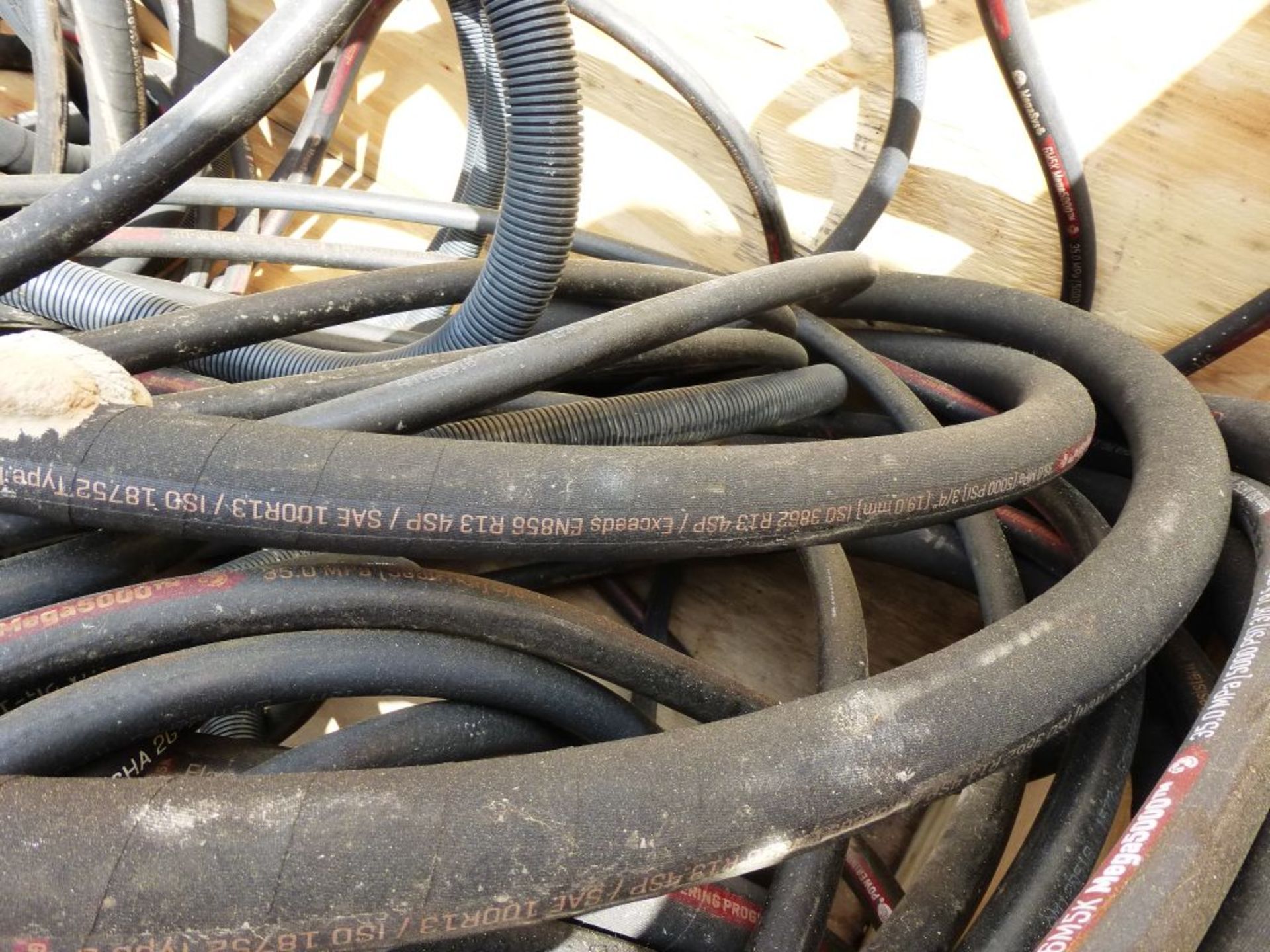 Lot of Assorted Hydraulic Hoses - Image 8 of 8