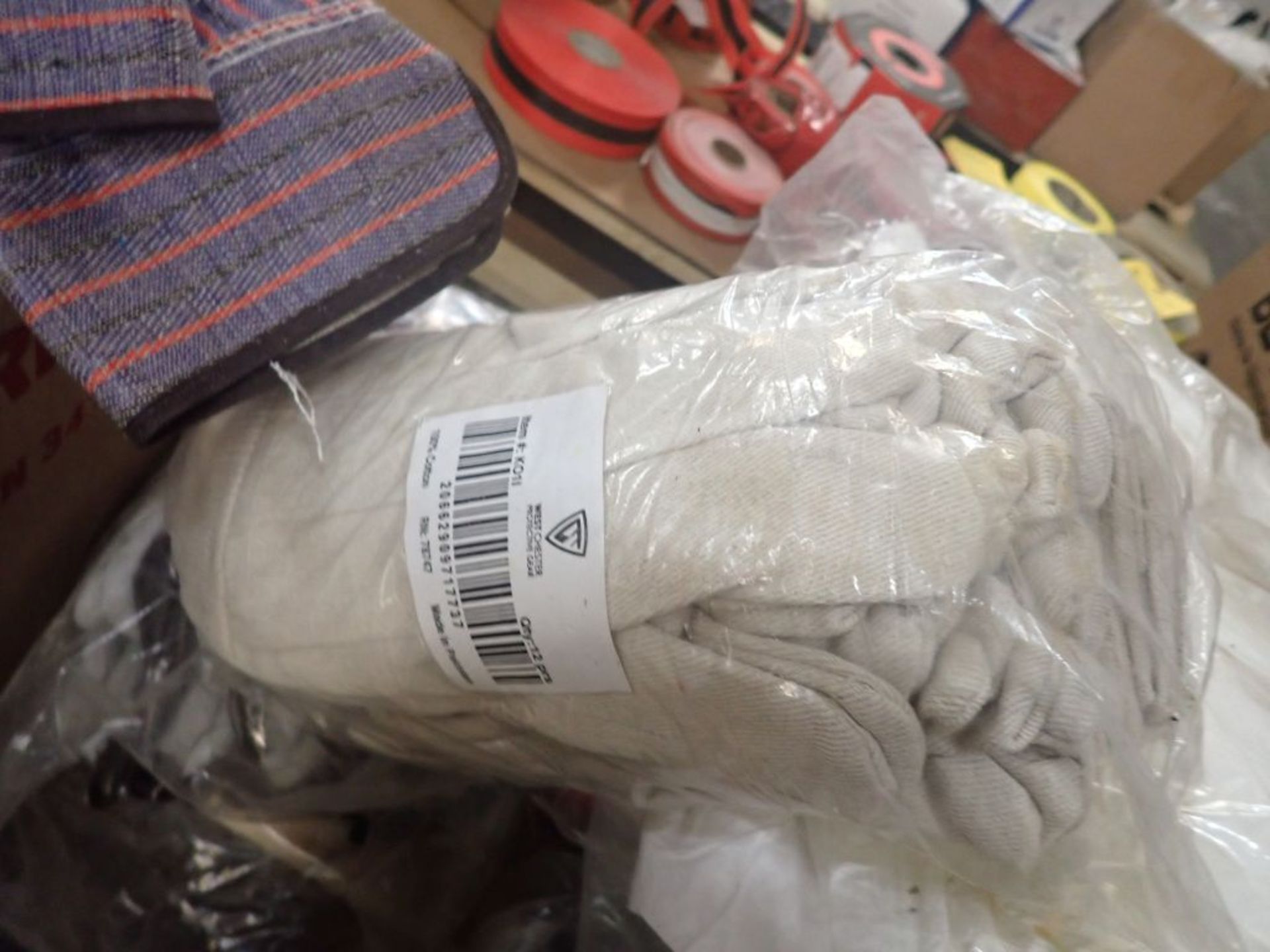 Lot of (7) Bags of Protective Equipment | (1) Bag of Protective Zip Up Suits; (6) Bags of Protective - Image 6 of 20