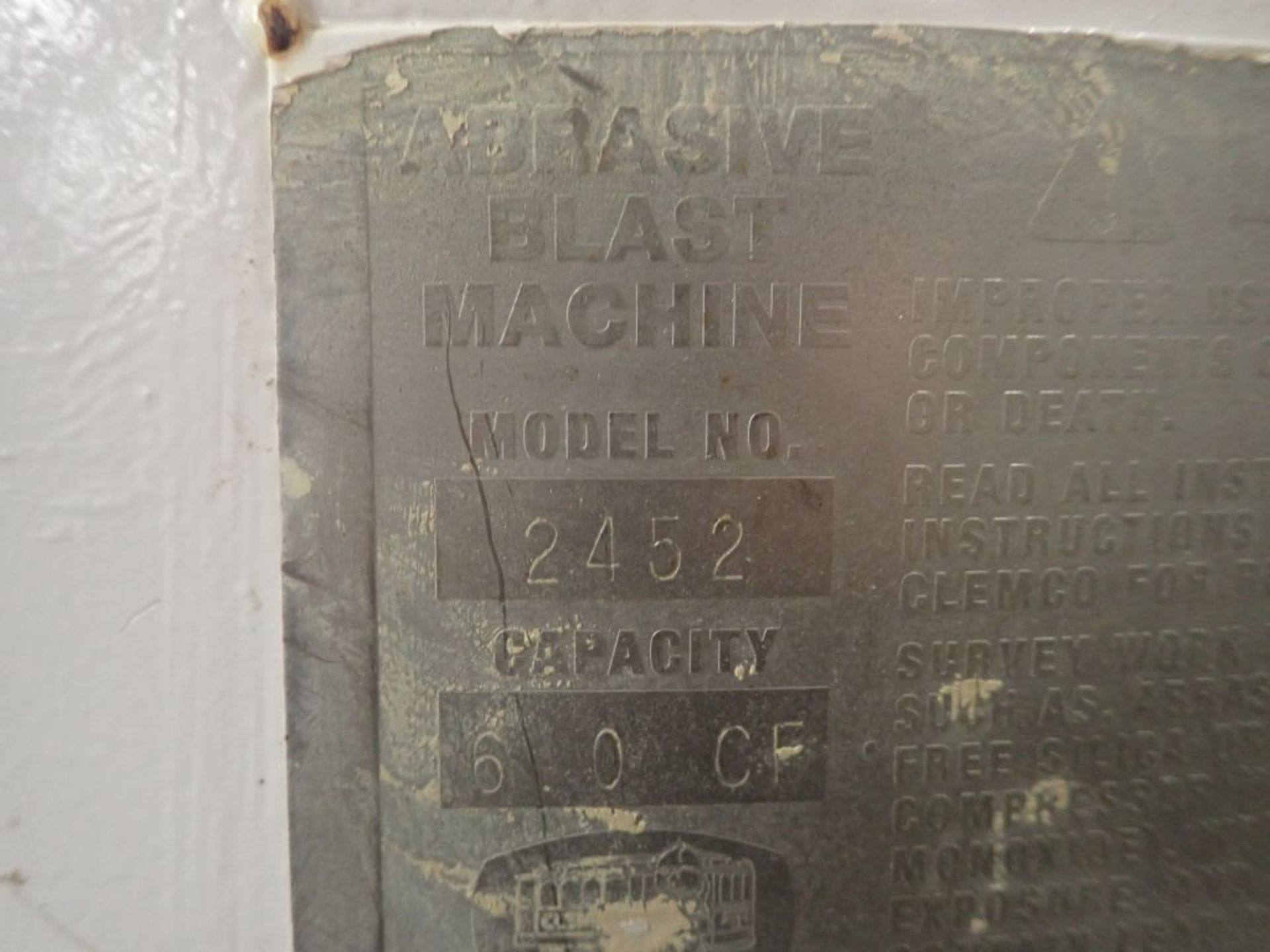 Abrasive Blast Machine | Model No. 2452; Capacity: 6.0 CF - Image 4 of 6