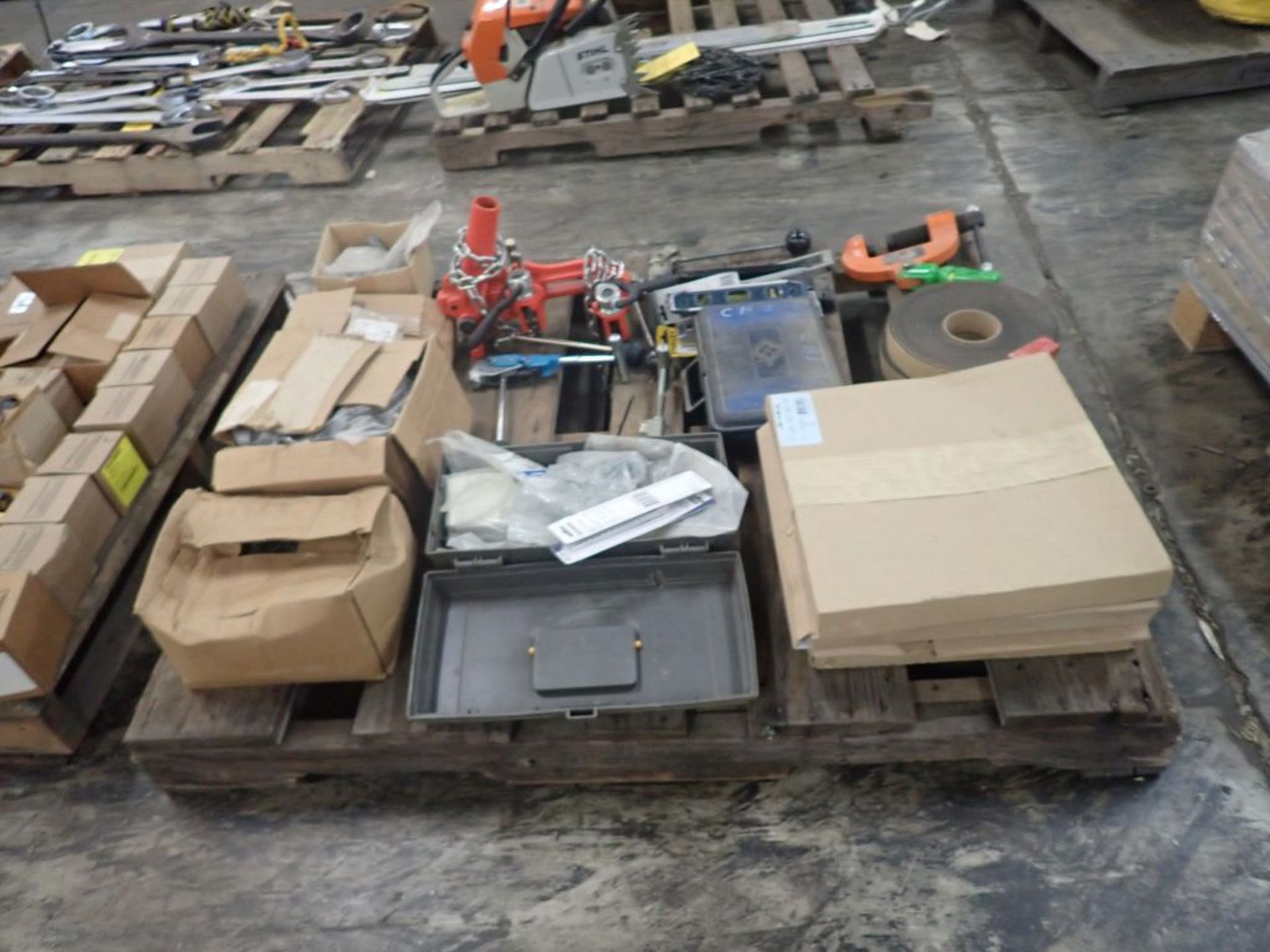 Lot of Assorted Components | Includes:; Arntz Band Saw Blades; Radnor Flat Soapstone Holders;