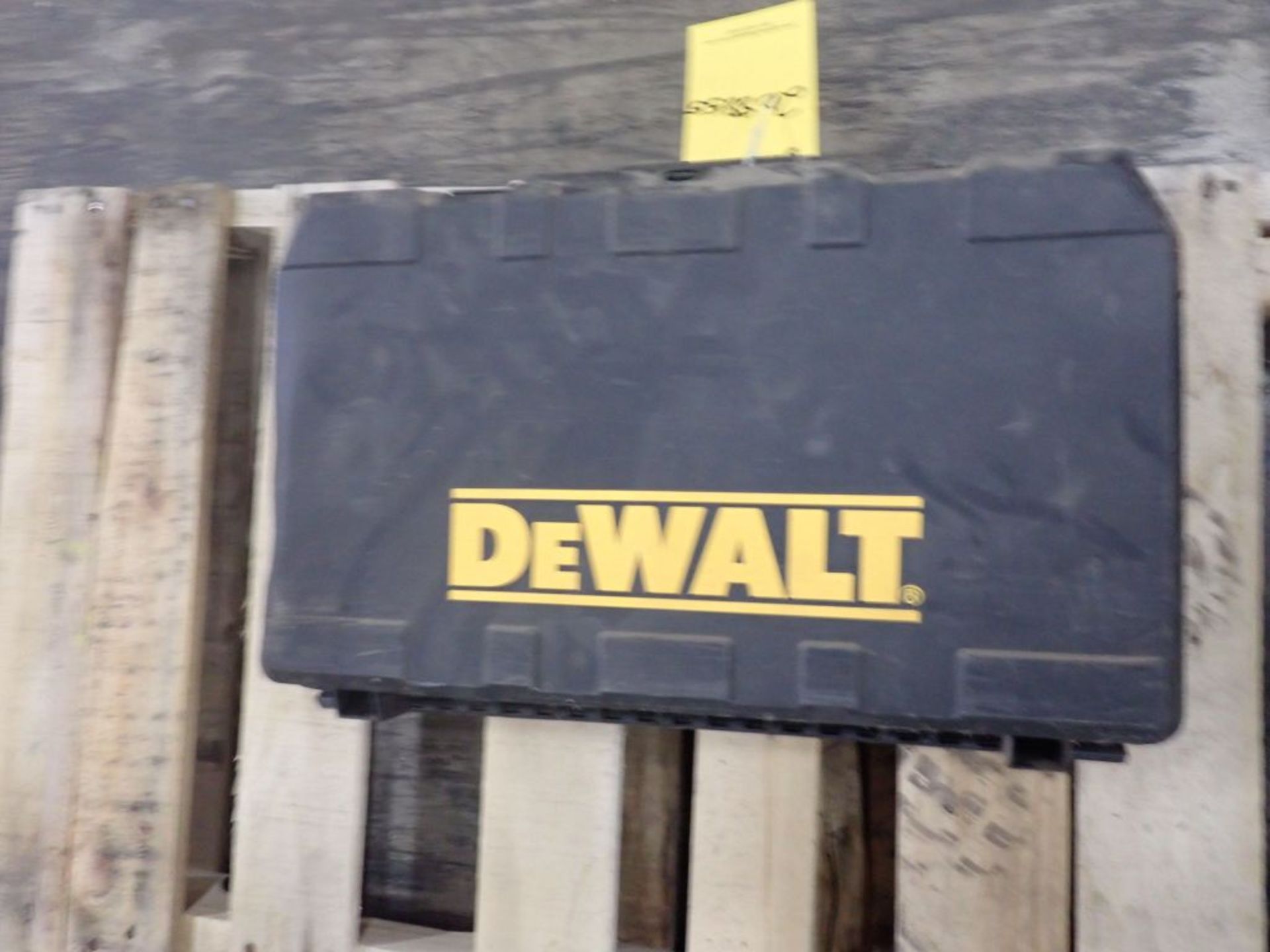 DeWalt Variable Speed Reciprocating Saw | Model No. DC385; Type: 3; 18V; Includes:; DeWalt 1-Hour - Image 7 of 7