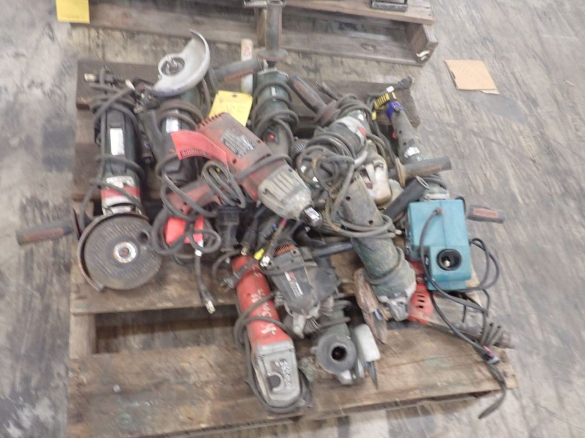 Lot of Assorted Grinders | Brands Include:; Metabo; Milwaukee - Image 14 of 14