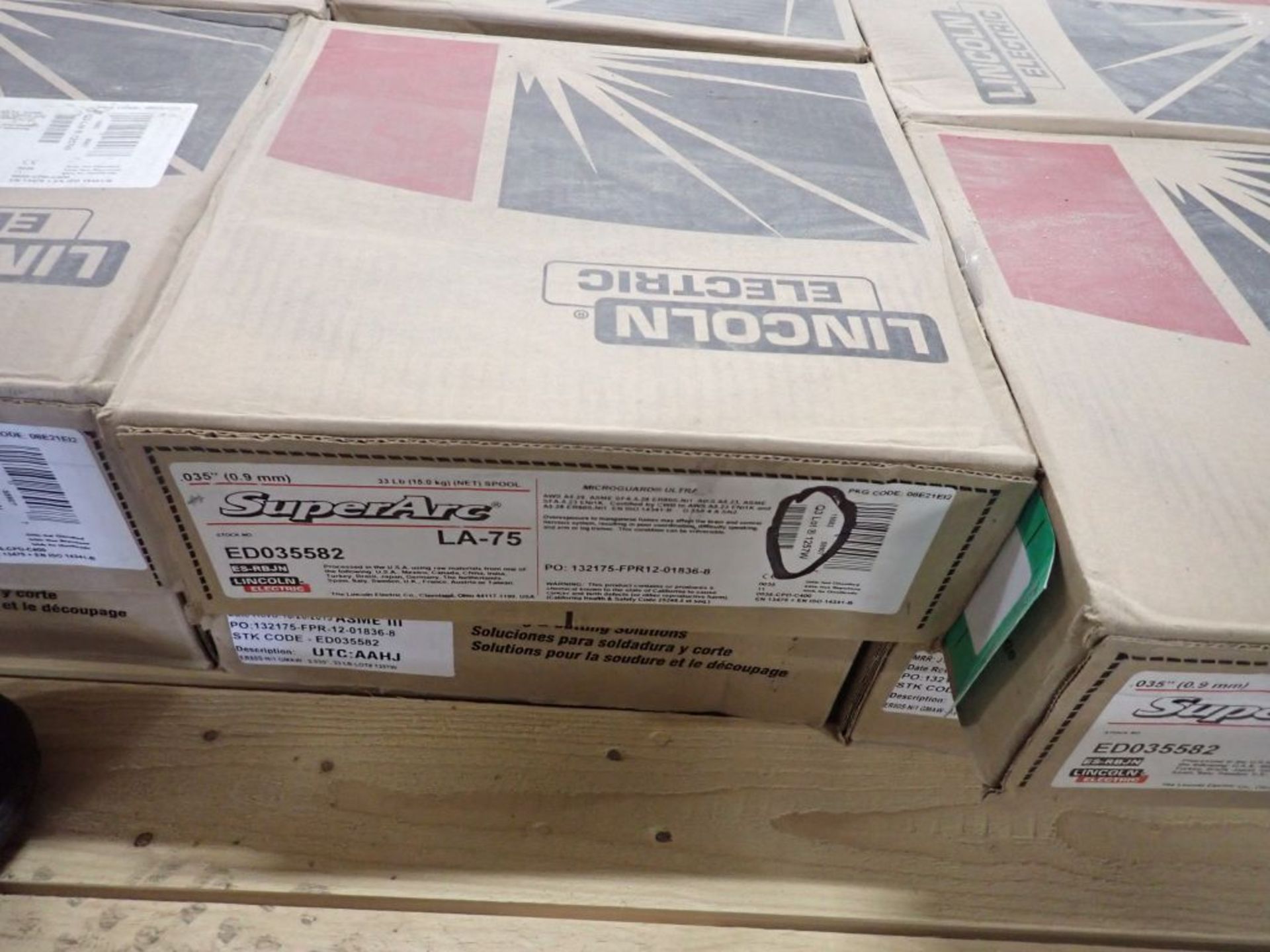 Lot of (12) Boxes of Lincoln Electric Super Arc Welding Wire | Part No. ED035582; Model No. LA- - Image 4 of 9