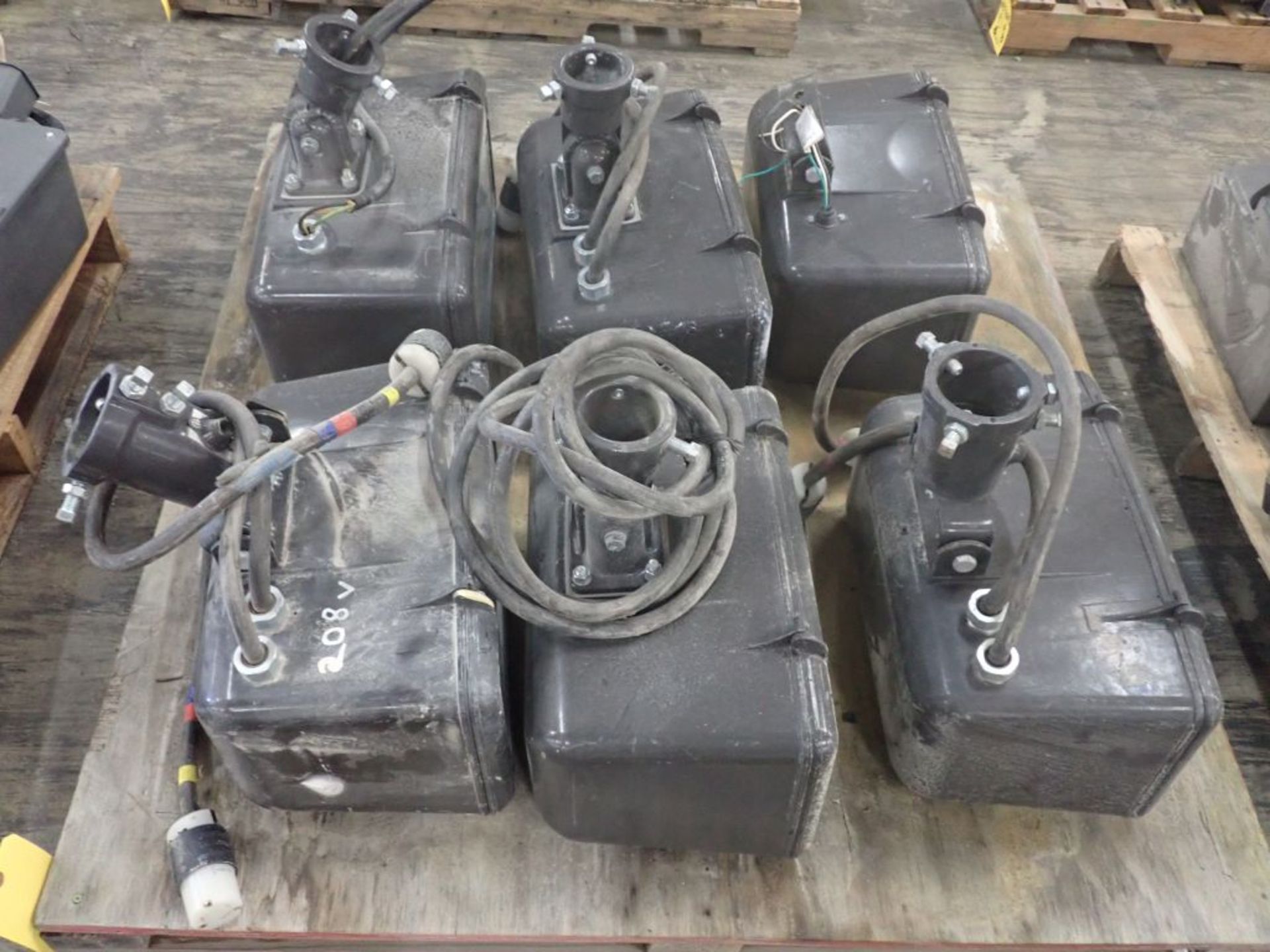 Lot of (6) Industrial Mountable Lights - Image 2 of 9
