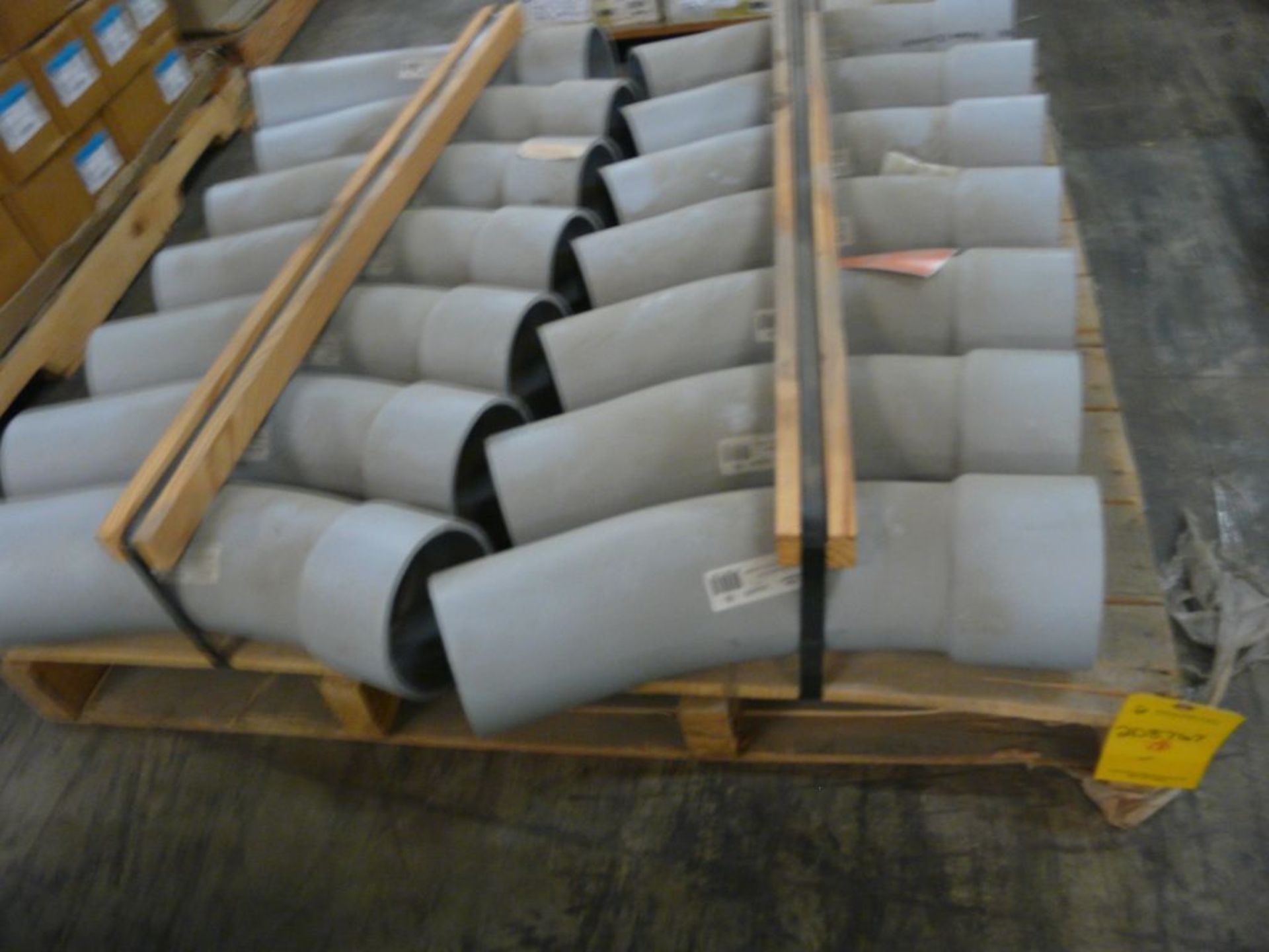 Lot of (14) Ridgid Gray PVC Conduit Pieces | Part No. 5 SCH 40 30D STD R; UA6APB - Image 2 of 4