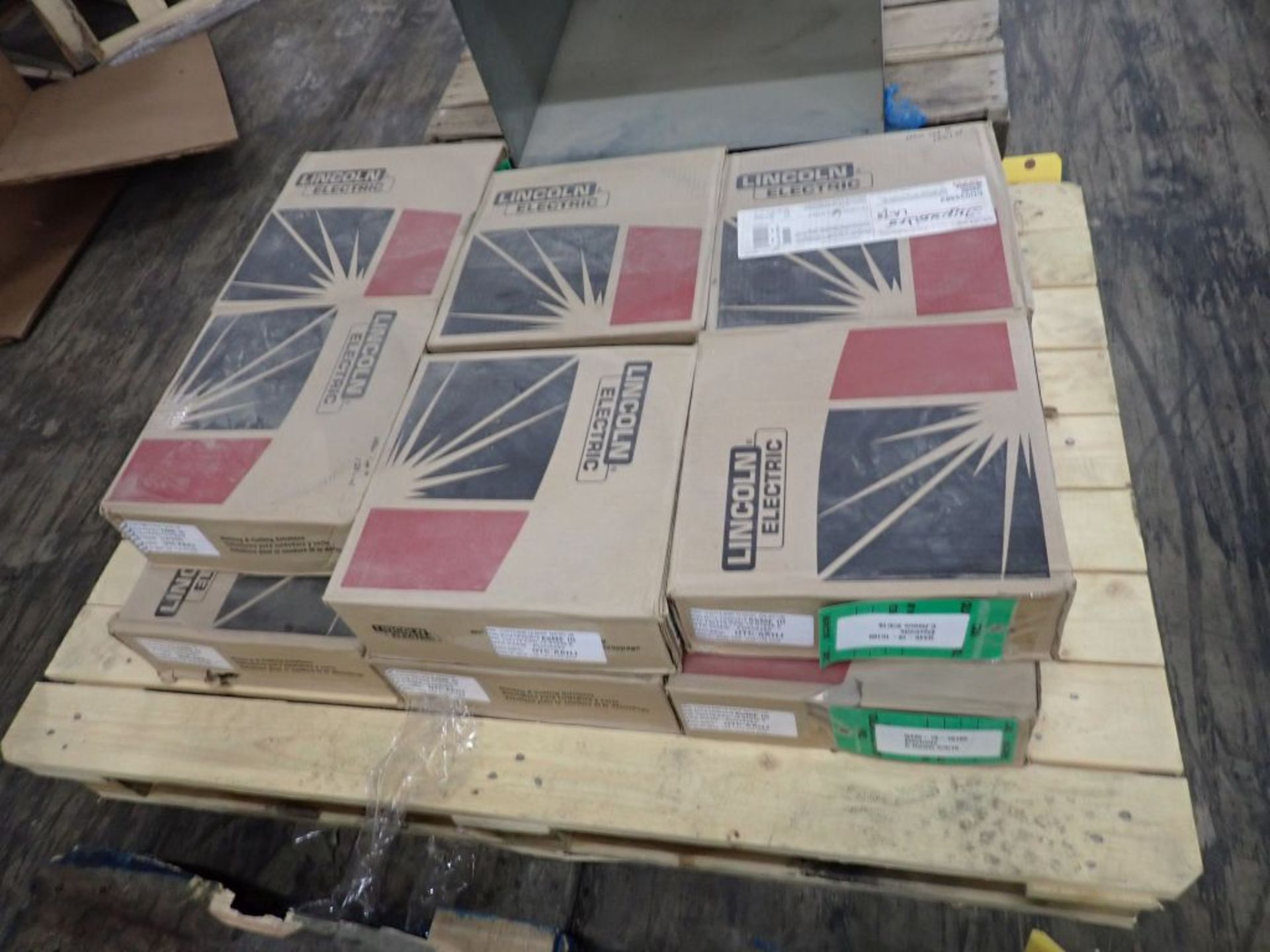 Lot of (12) Boxes of Lincoln Electric Super Arc Welding Wire | Part No. ED035582; Model No. LA- - Image 3 of 9