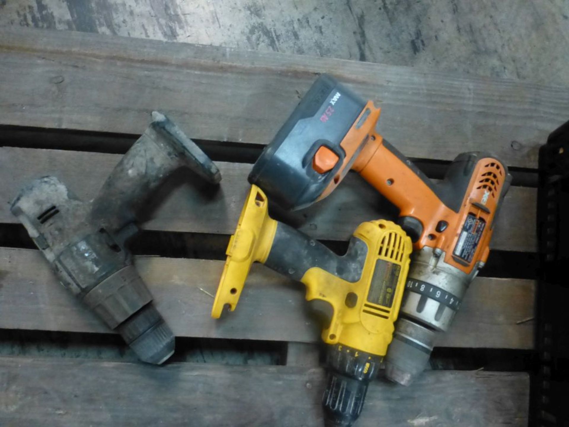 Lot of Assorted Components | Includes:; (1) Ridgid Drill, No. R841150, 1/2"; (1) DeWalt Drill, No. - Image 11 of 18