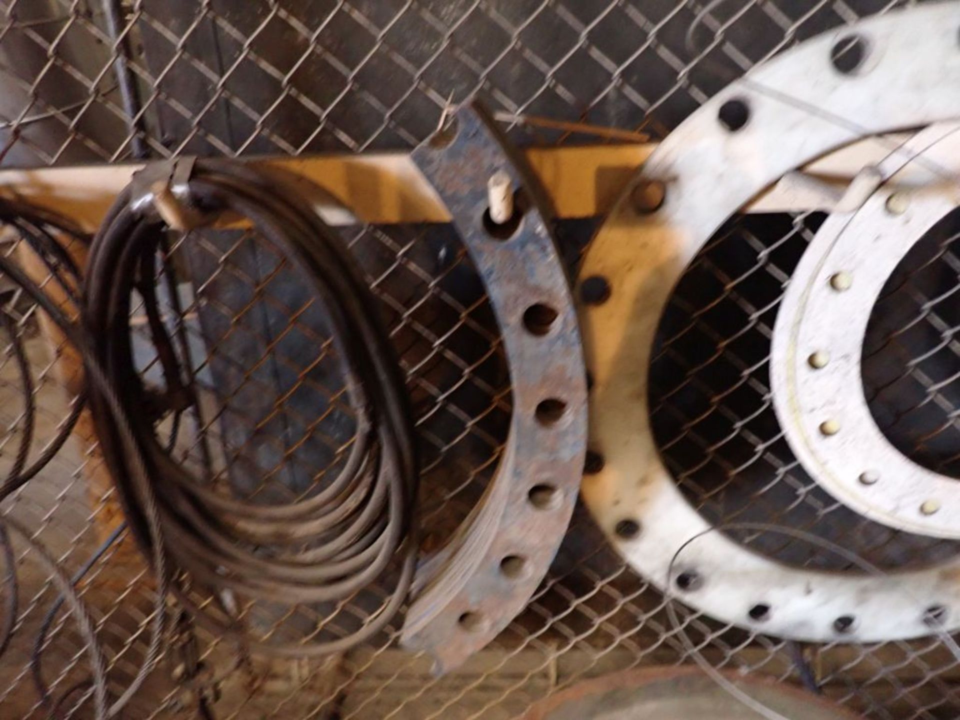 Lot of Assorted Hanging Components | Includes:; Hose; Steel Lifting Cable; Rope - Image 6 of 18