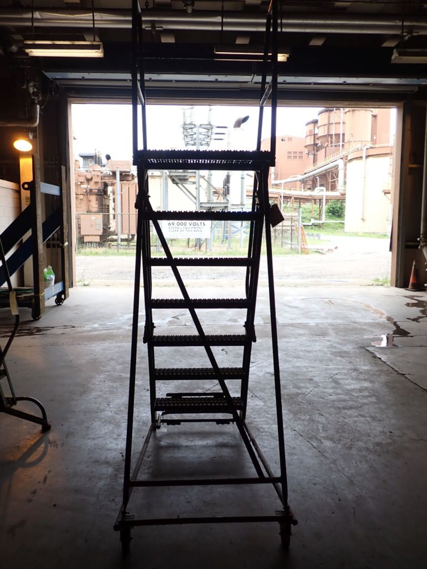 Gills 7' Safety Ladder - Image 3 of 6