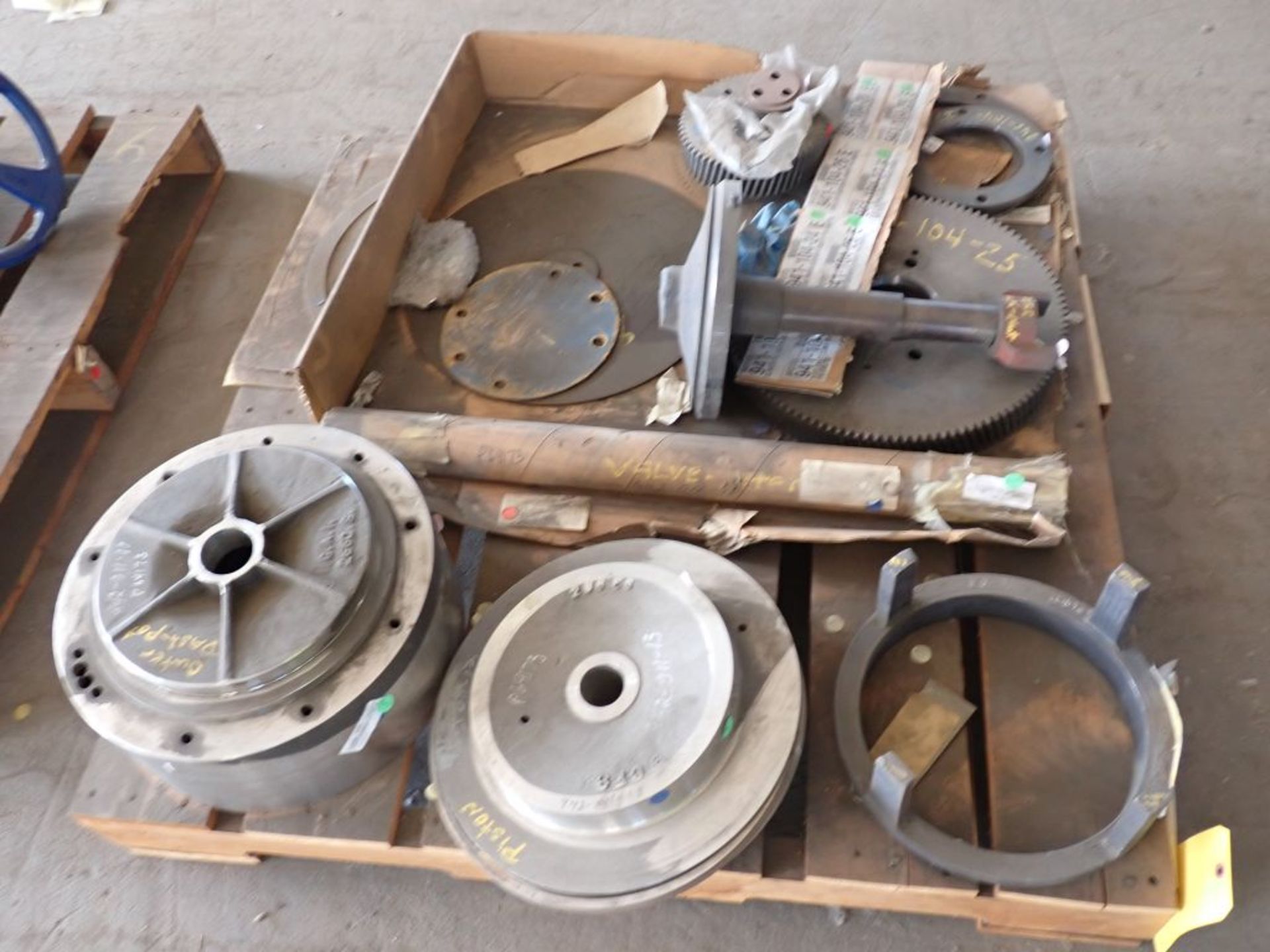 Lot of Assorted Components | Includes:; Plate Bearing Clamp; Oil Slinger; Gear Hub