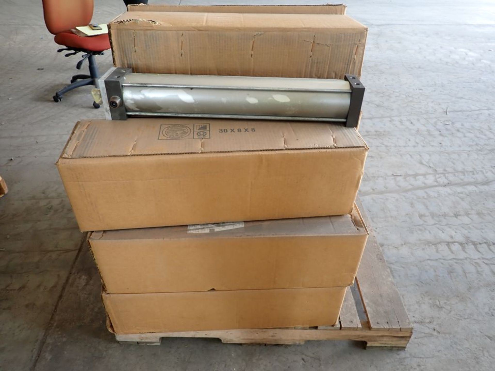 Lot of (17) Advance Automation Cylinders | Model No. 4X8 MT-1-FSSR; Series: 1 - Image 2 of 16