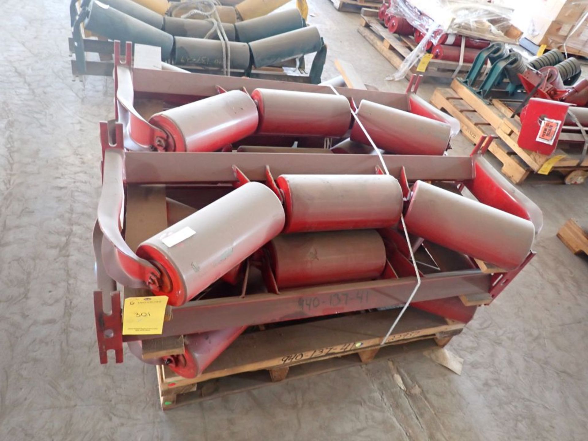 Troughing Roll Idler Assembly