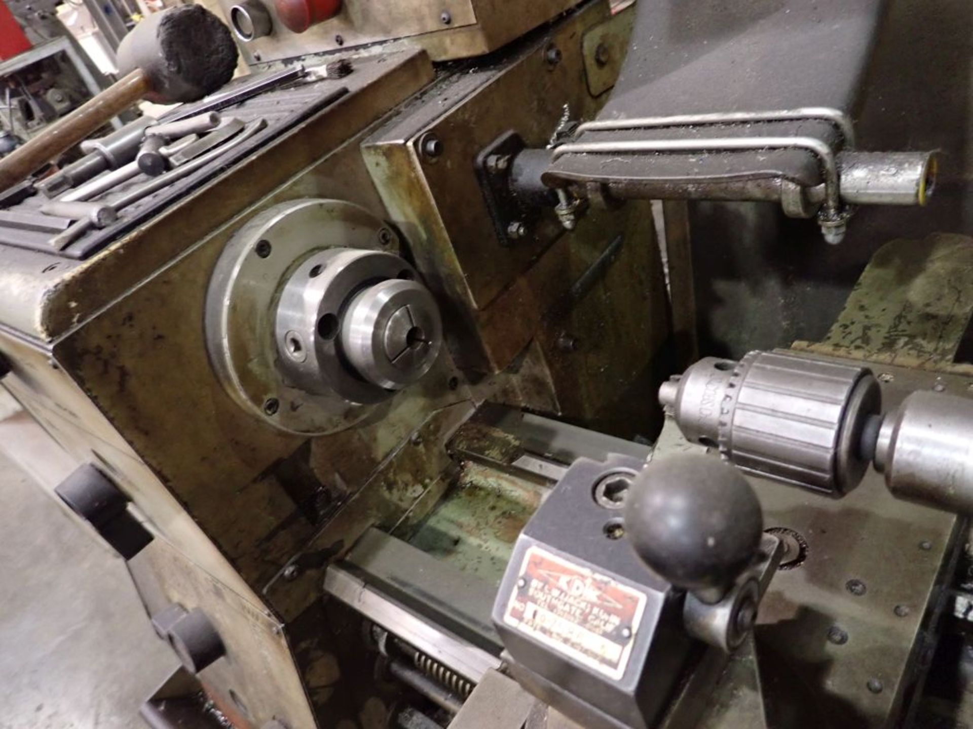 Clausing Colchestor VS12 12" x 36" Lathe w/ Tooling | 12" Swing; 3-Jaw & 4-Jaw Chucks; 5-C Collet - Image 16 of 20