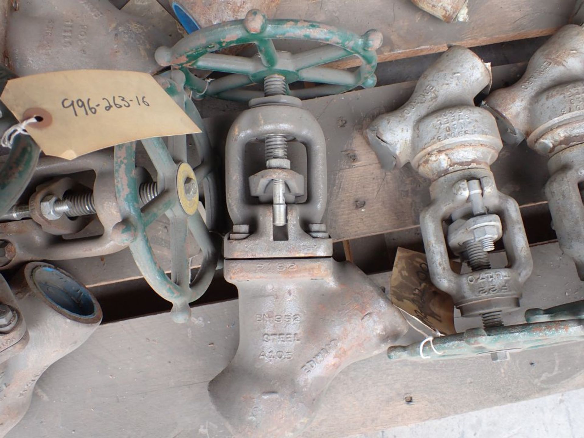 Lot of Assorted Globe Valves - Image 8 of 14