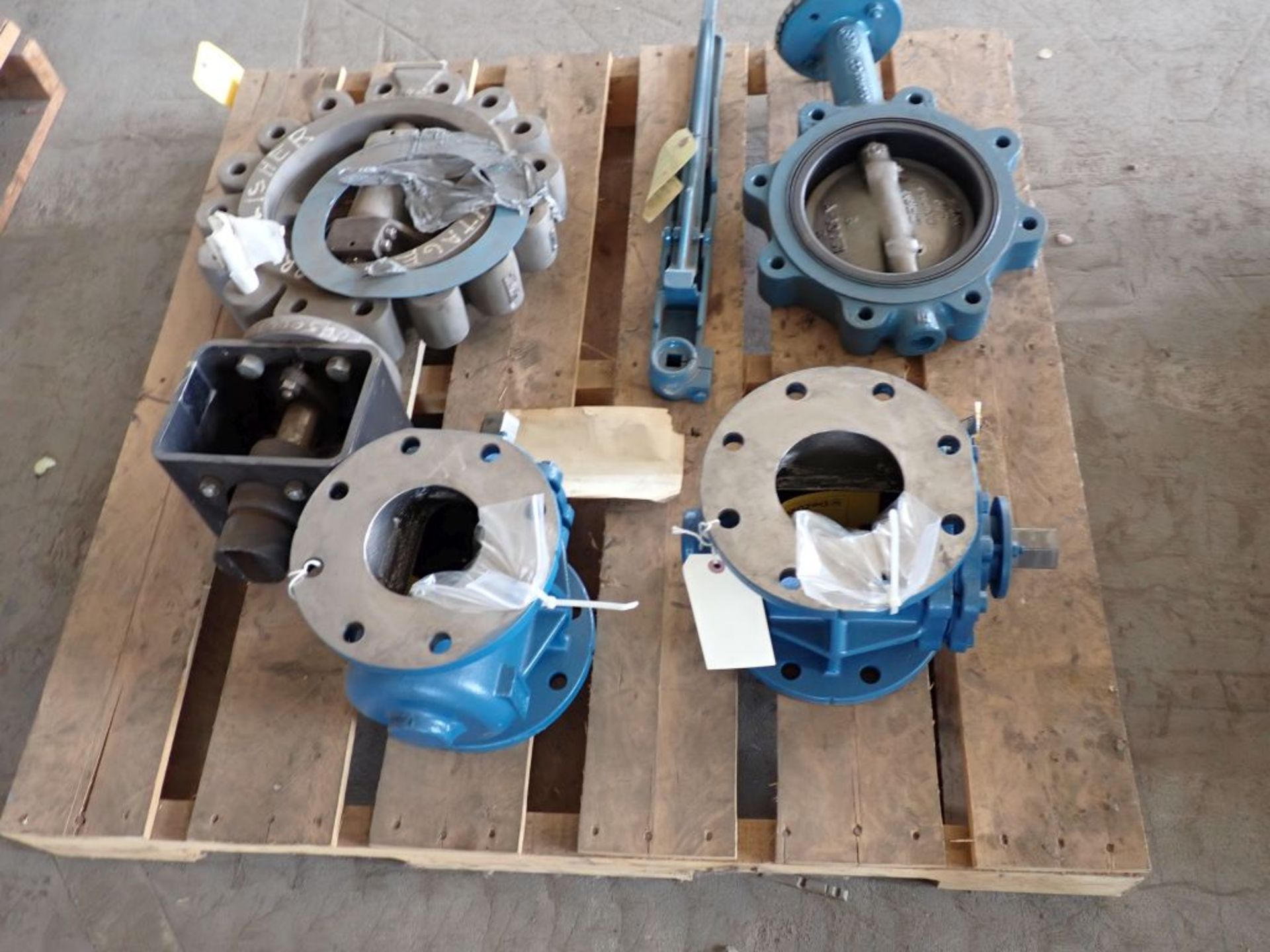Lot of (4) Valves and (1) Actuator | (1) Pike Butterfly Valve, Part No. 13611, Size: 10", Disc: - Image 3 of 22