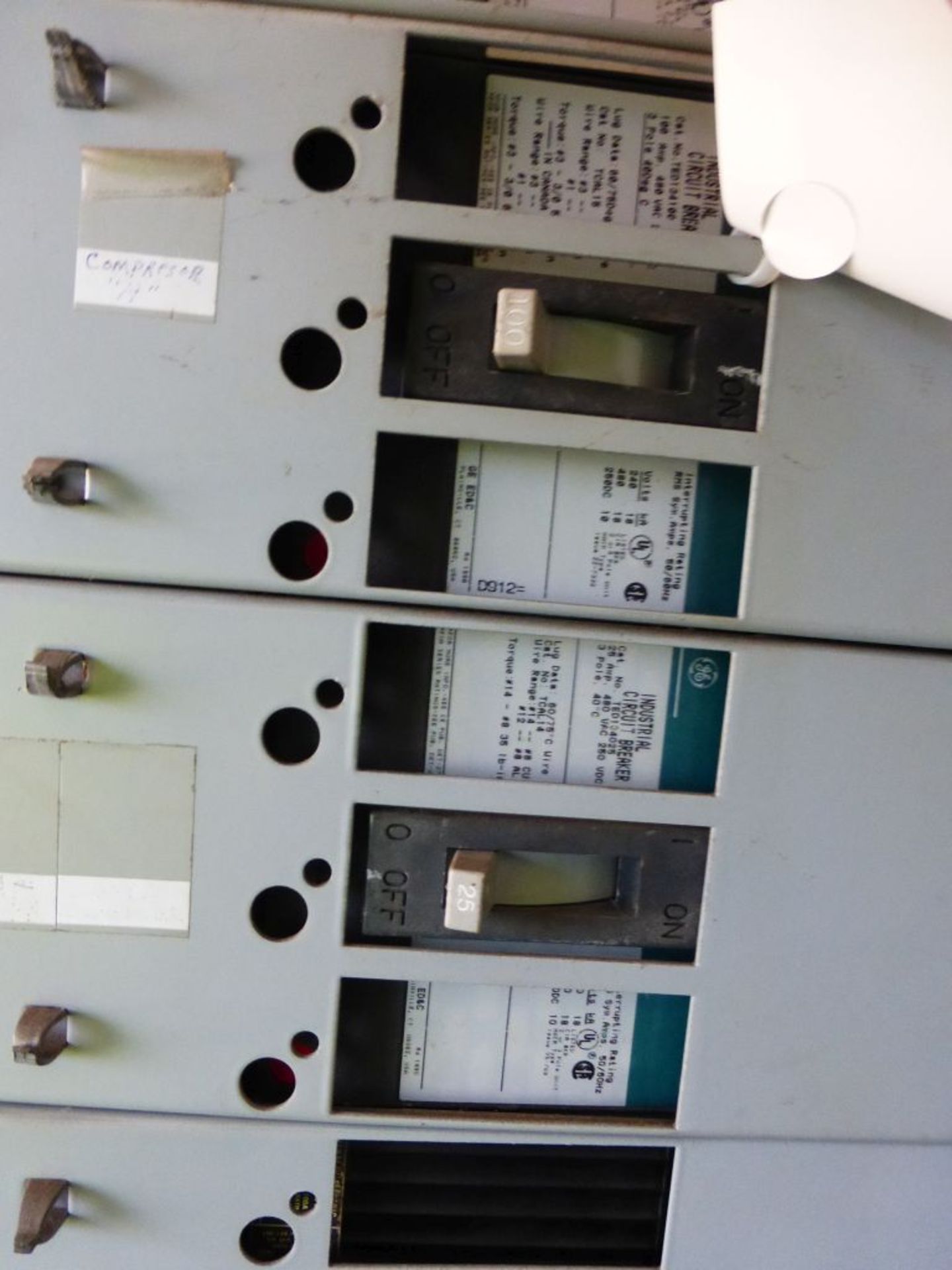 GE Spectra Series Panelboard | Circuit Breakers Include:; (1) 1200A; (3) 100A; (1) 25A; (3) 600A; ( - Image 9 of 13