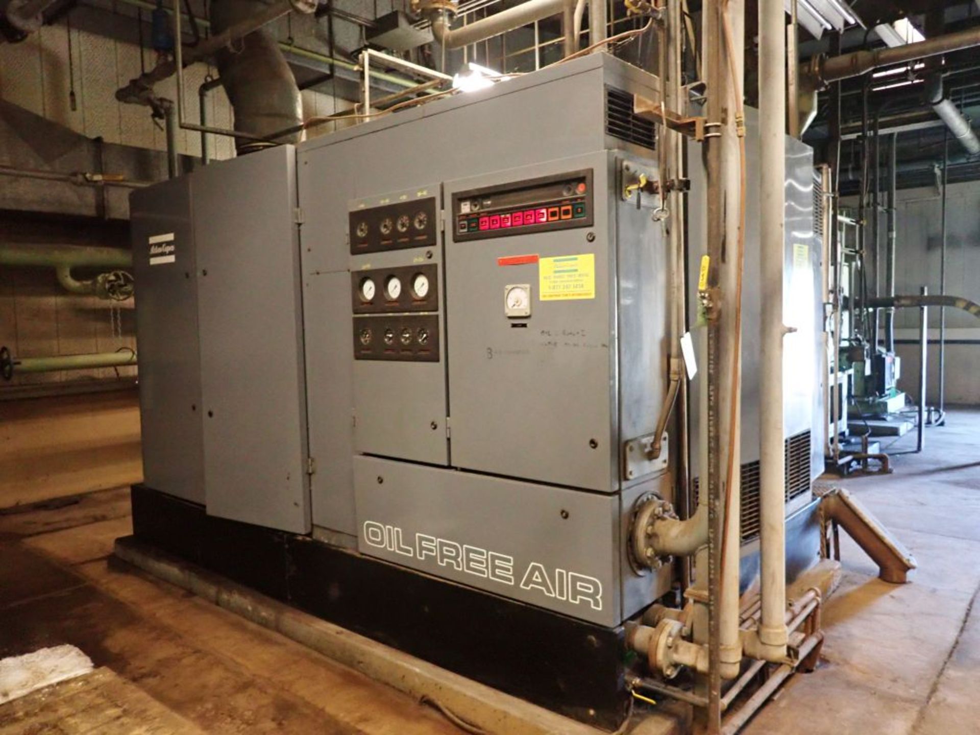 Atlas Copco Oil Free Compressor | Includes:; GE 500 HP Motor, Model No. 5K509AN2481M; 500 HP; 4160V; - Image 2 of 34