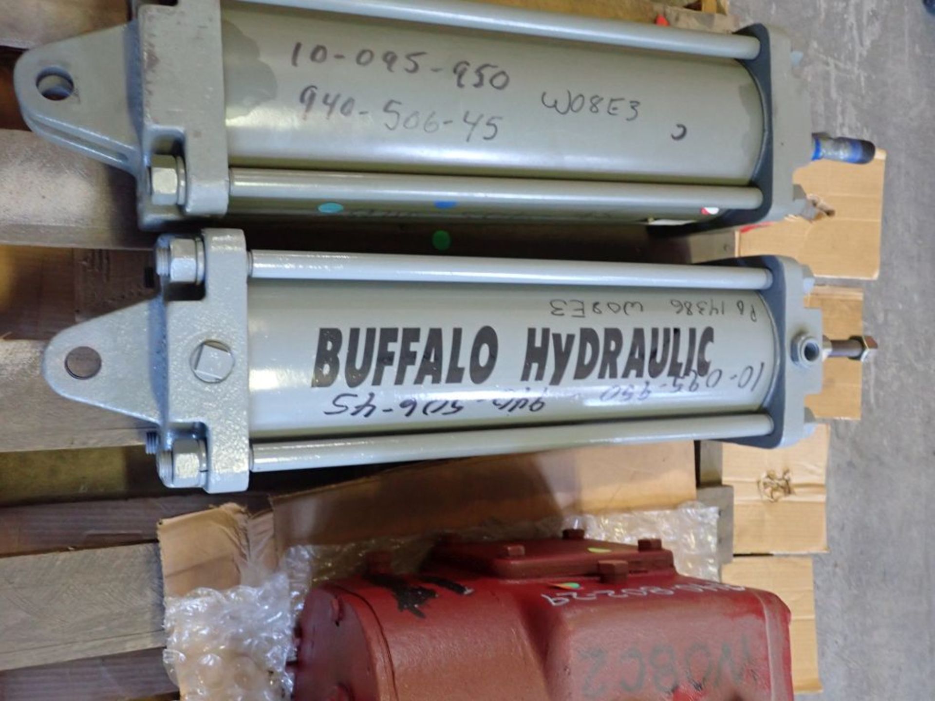 Lot of (2) Buffalo Hydraulic Cylinders | Part No. 44286 - Image 7 of 13