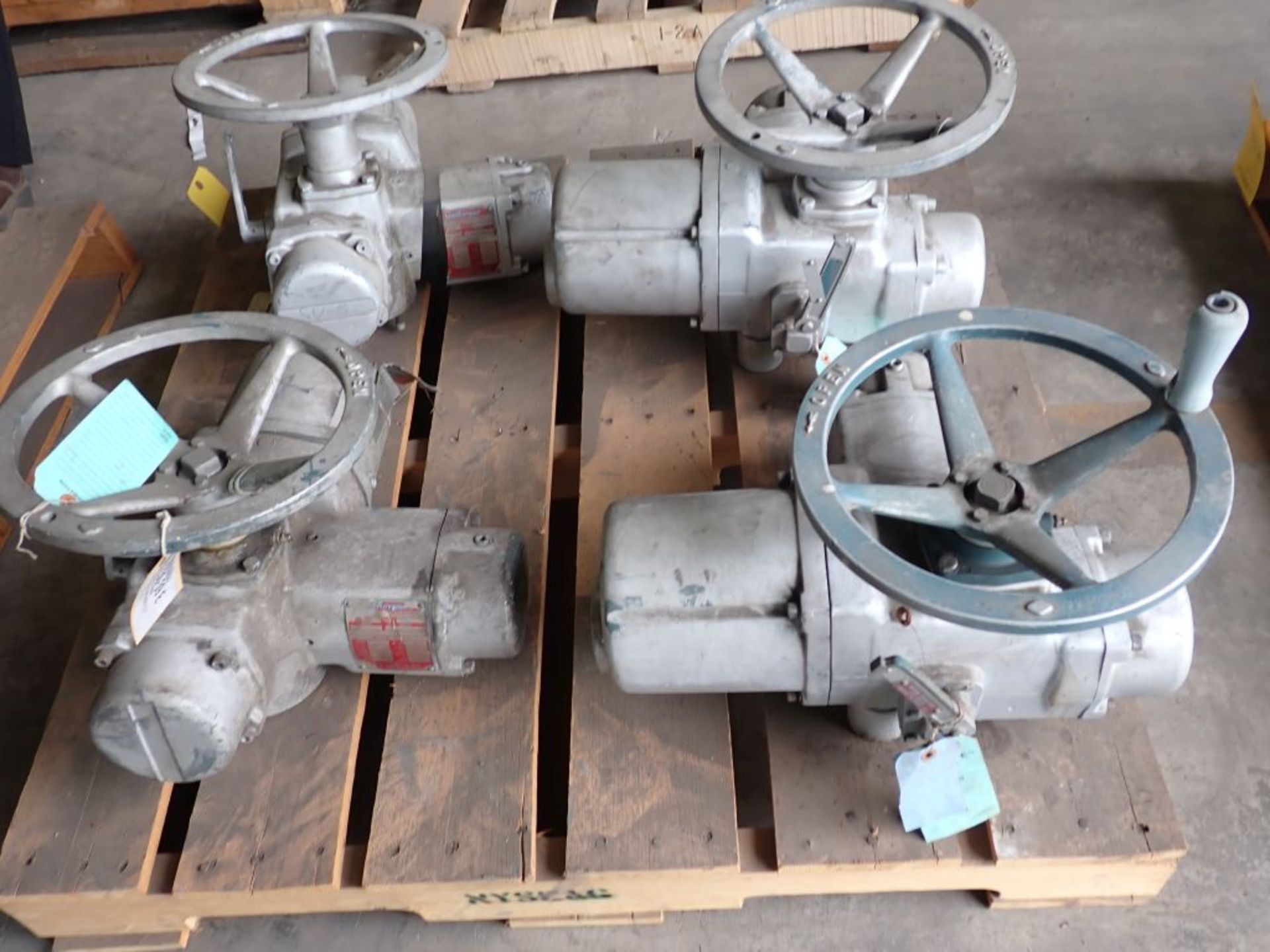Lot of (4) Limitorque Corp Valves | Type: SMC-04 - Image 3 of 19
