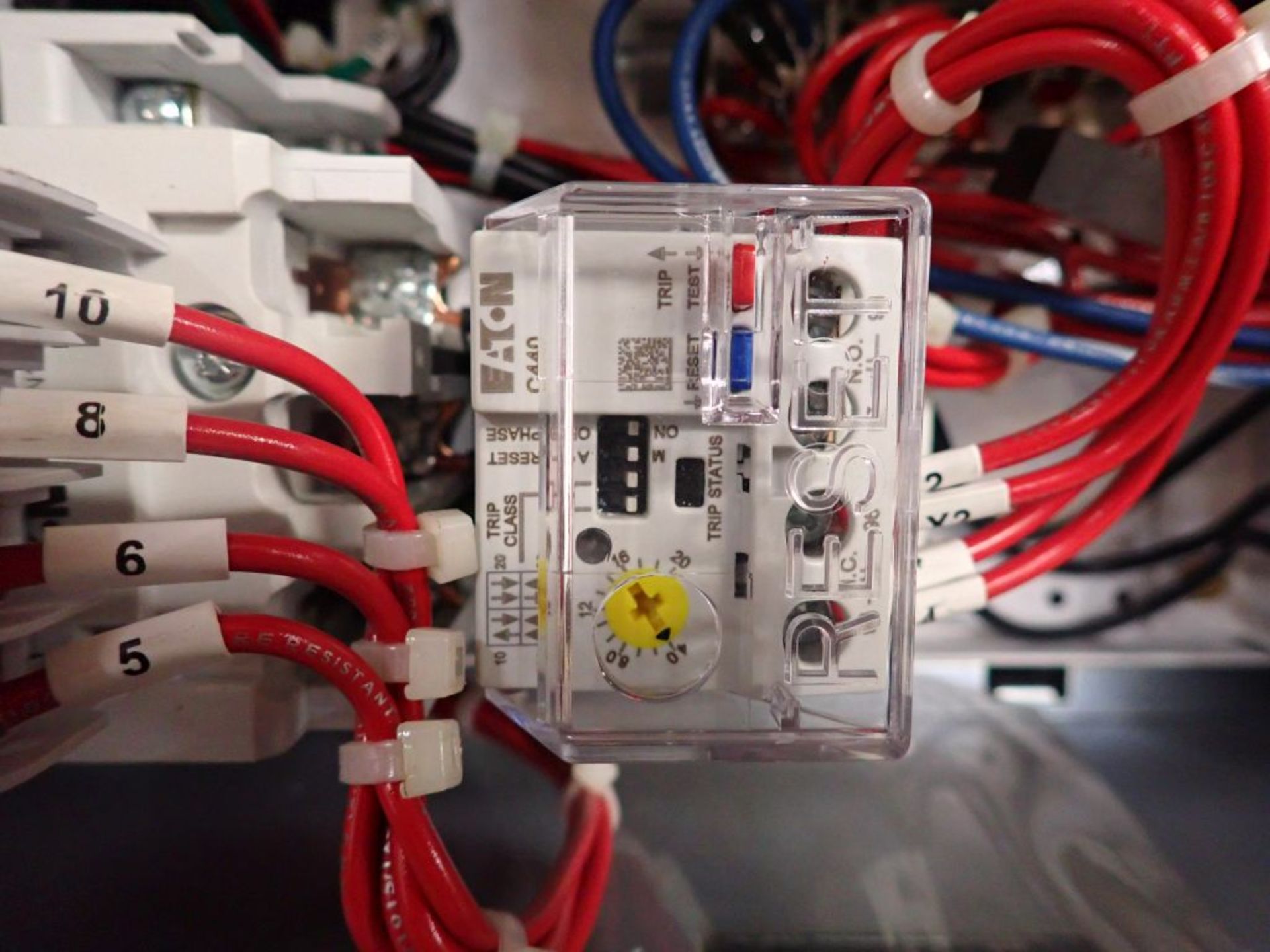 Eaton Freedom 2100 Series Motor Control Center | (1) FDRB-15A; (6) F206-30A-10HP; (1) FDRB-100A - Image 57 of 72