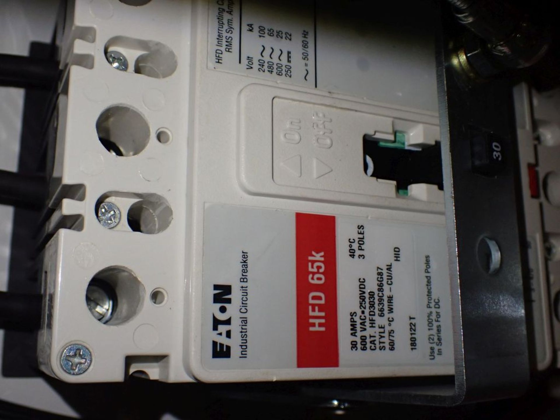 Eaton Freedom 2100 Series Motor Control Center | (2) F206-30A-10HP; (7) F206-15A-10HP; (2) F208-30A; - Image 73 of 102