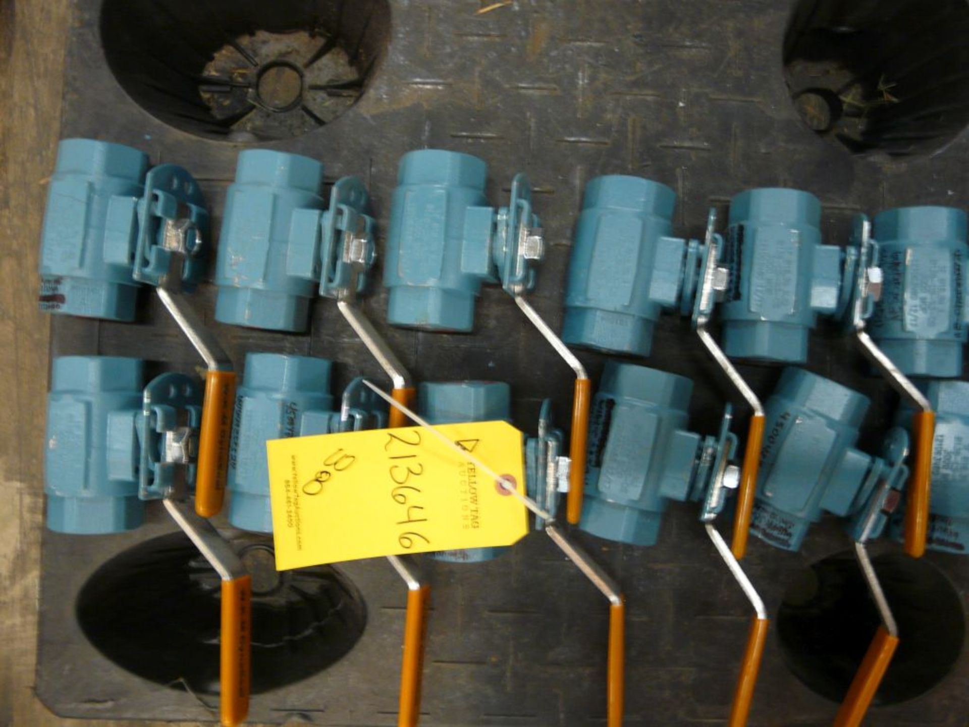Lot of (20) DynaSeal Valves - Image 5 of 5