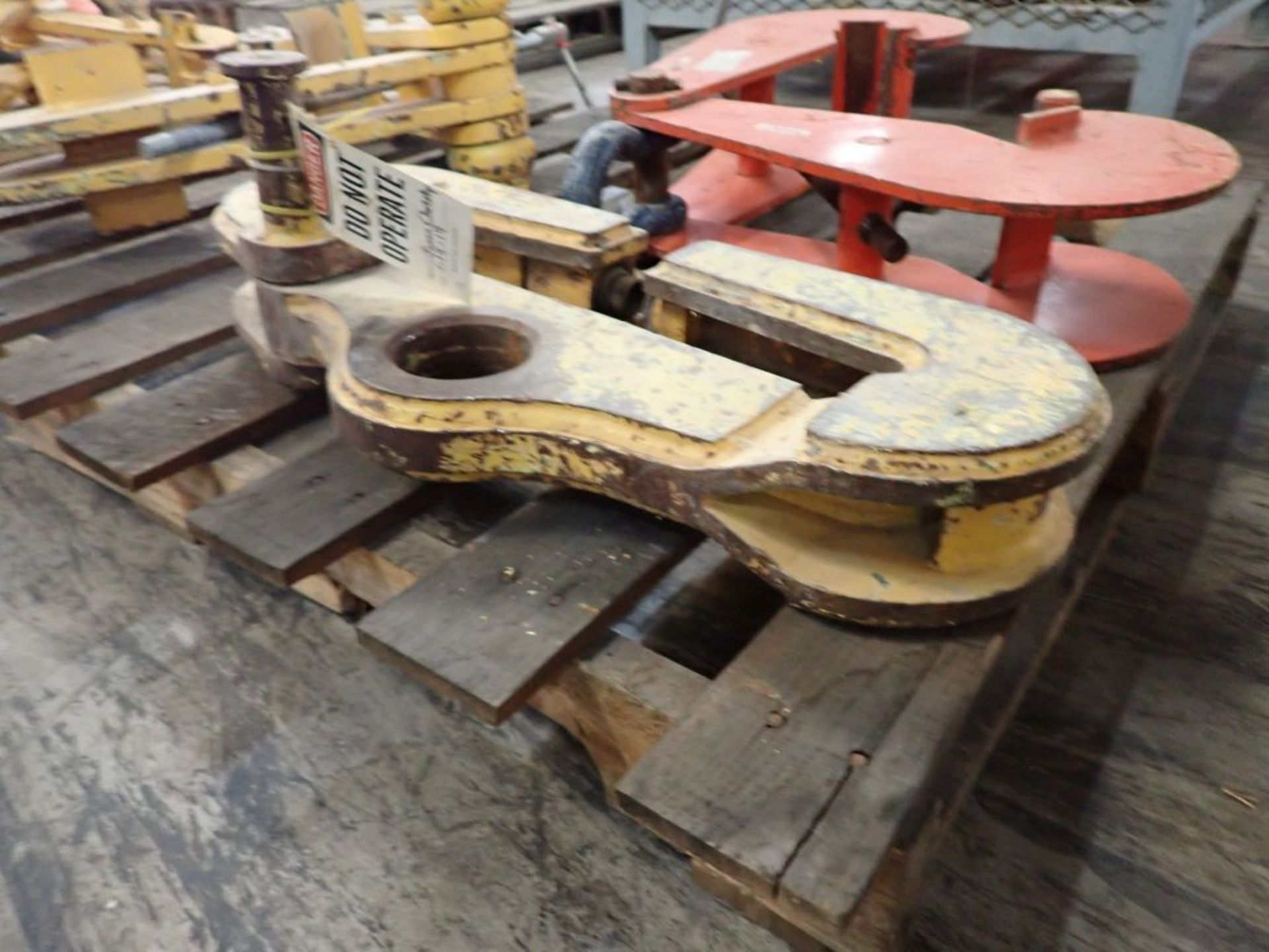 Lot of (3) Assorted Beam Clamps - (1) Crosby; (1) Heavy Duty Model No. WLL33601; (1) Beam Clamp; - Image 5 of 10