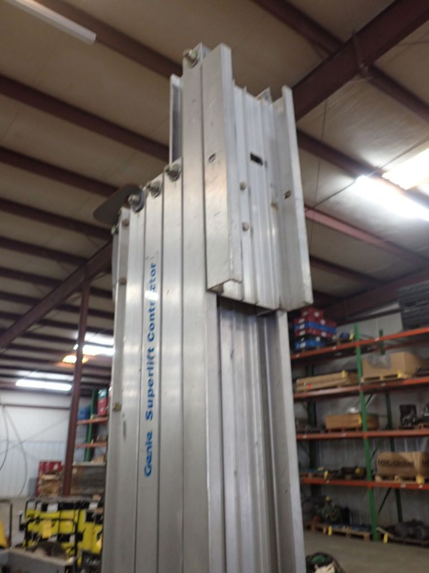 Genie Superlift Contractor Lift - Serial No. SLC 12-55449; Model No. SLC-24; 650 lb Capacity; Tag: - Image 9 of 11