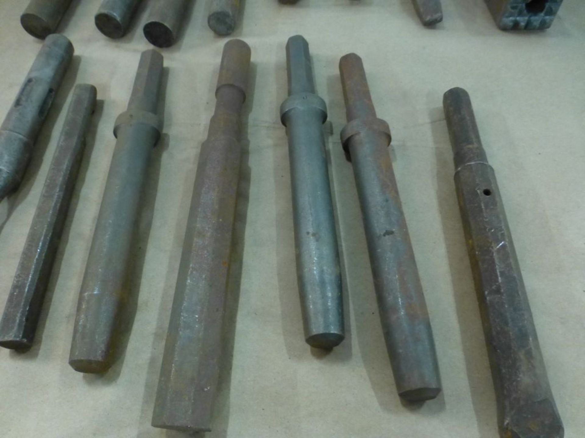 Lot of (14) Chisels and (1) Mallet Tool; Tag: 214936 - Image 3 of 5